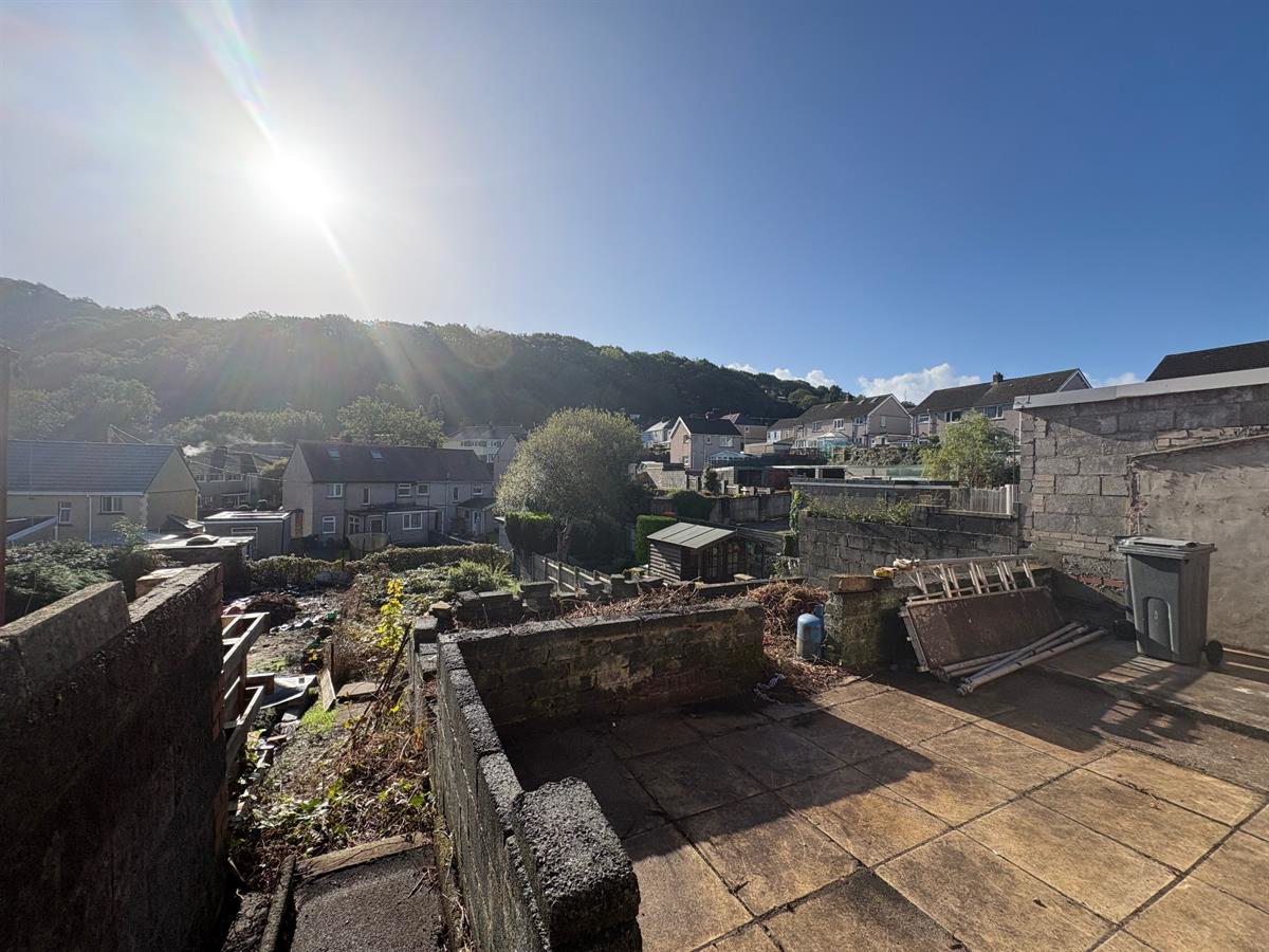 Park Street, Tonna, Neath, photo 14