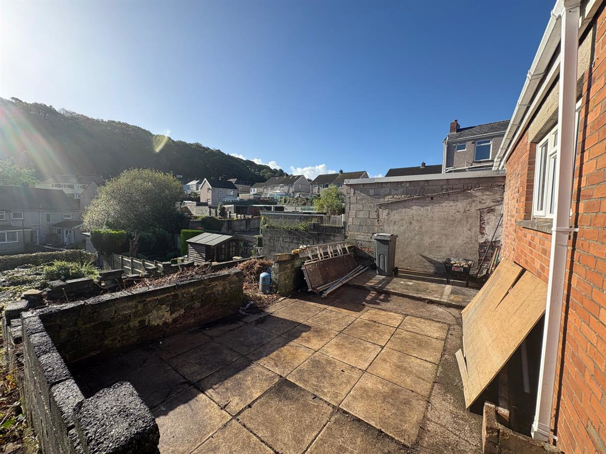 Park Street, Tonna, Neath, photo 13