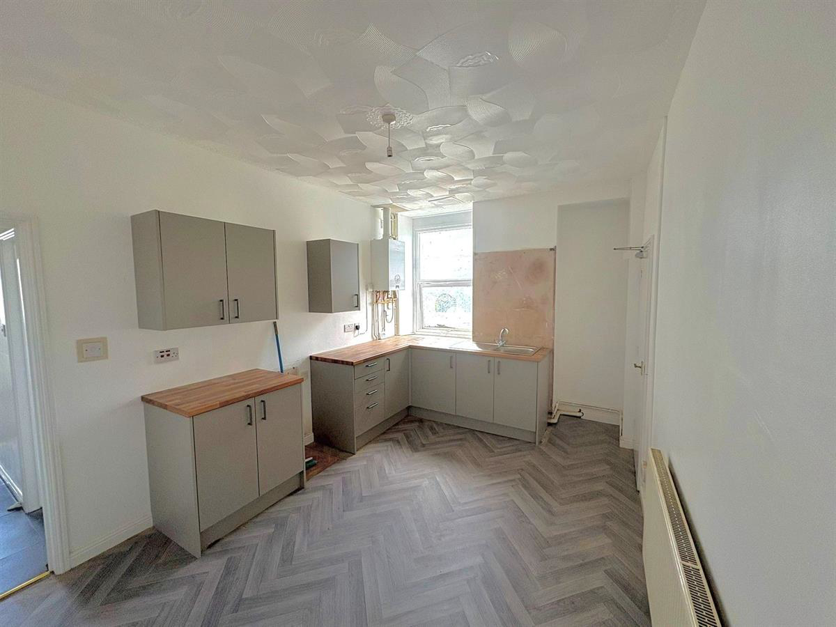 Flat 2, Armoury Court, Armoury Hill, Ebbw Vale, photo 7