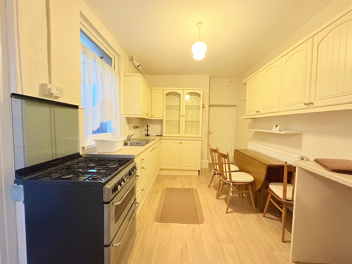 North Street, Abercynon, Mountain Ash, photo 7