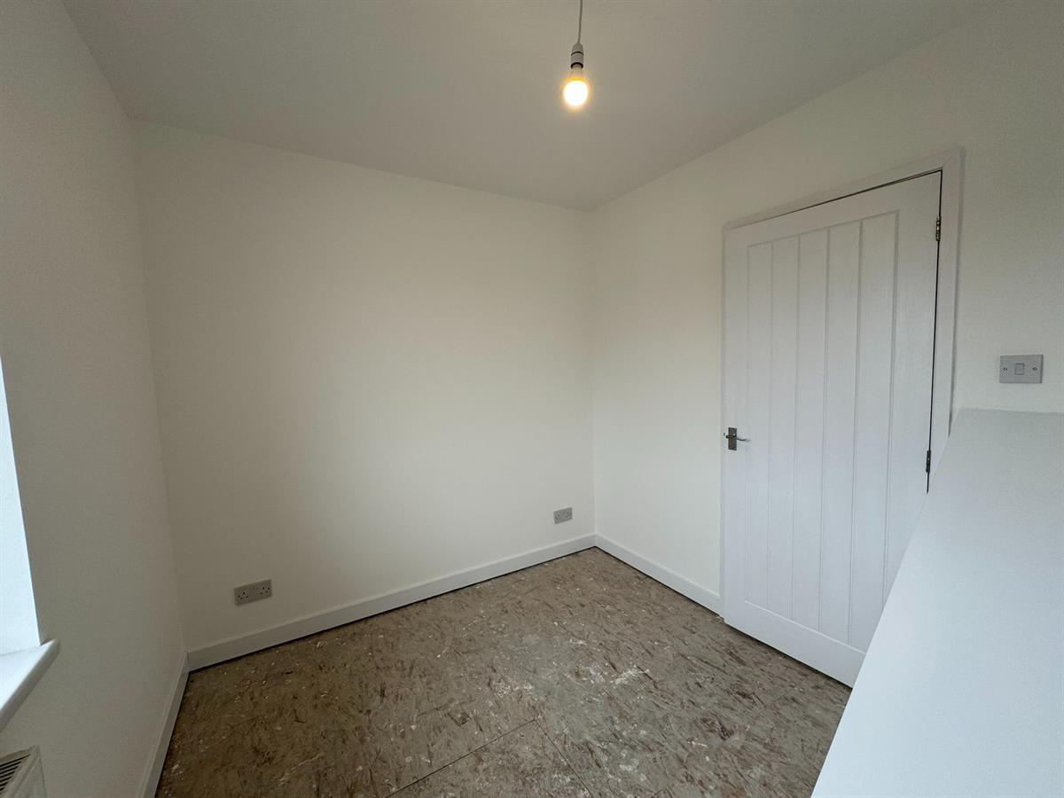 Ffordd Yr Eglwys, North Cornelly, Bridgend, photo 12