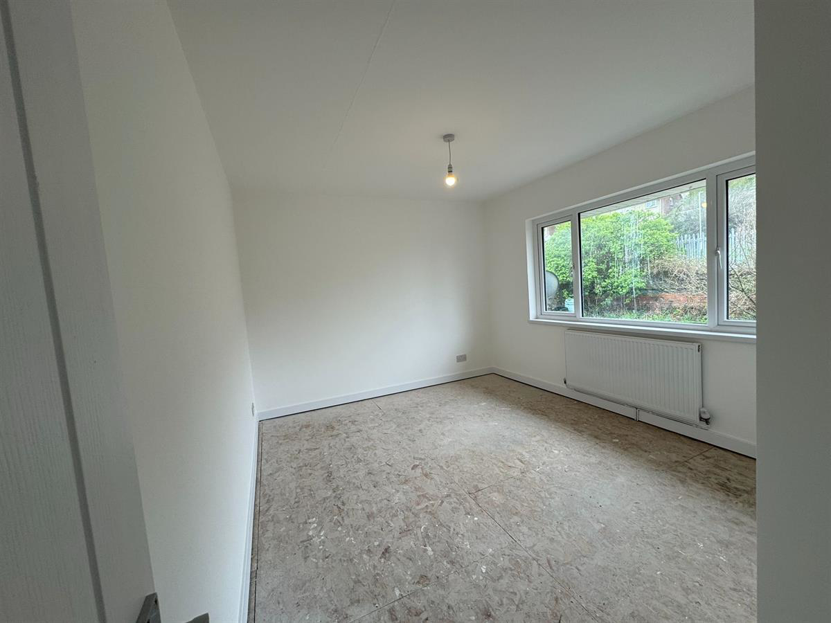 Ffordd Yr Eglwys, North Cornelly, Bridgend, photo 7