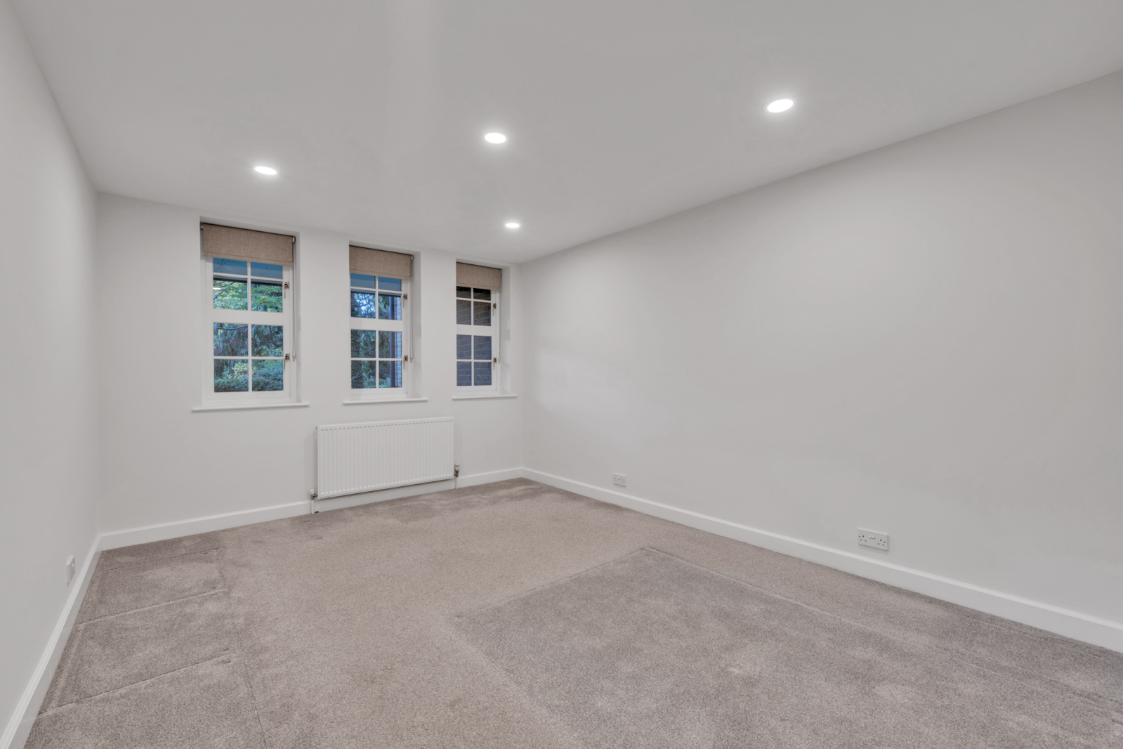 Heathview Court, 20 Corringway, London, NW11, photo 5