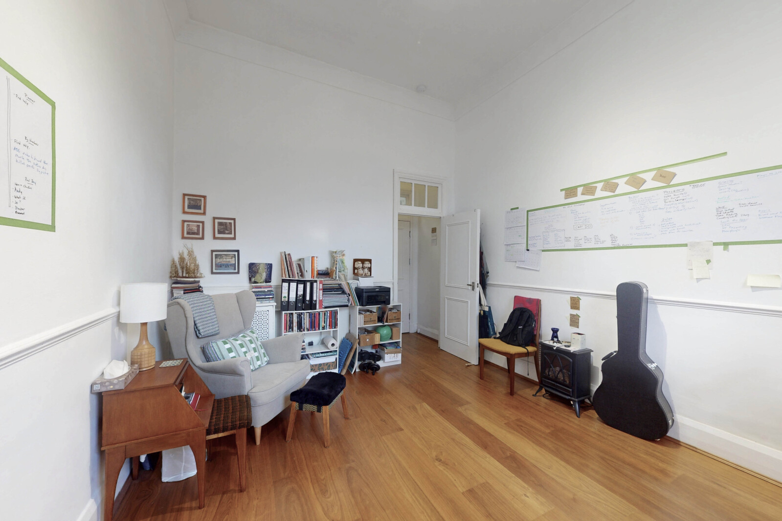 Photo 3