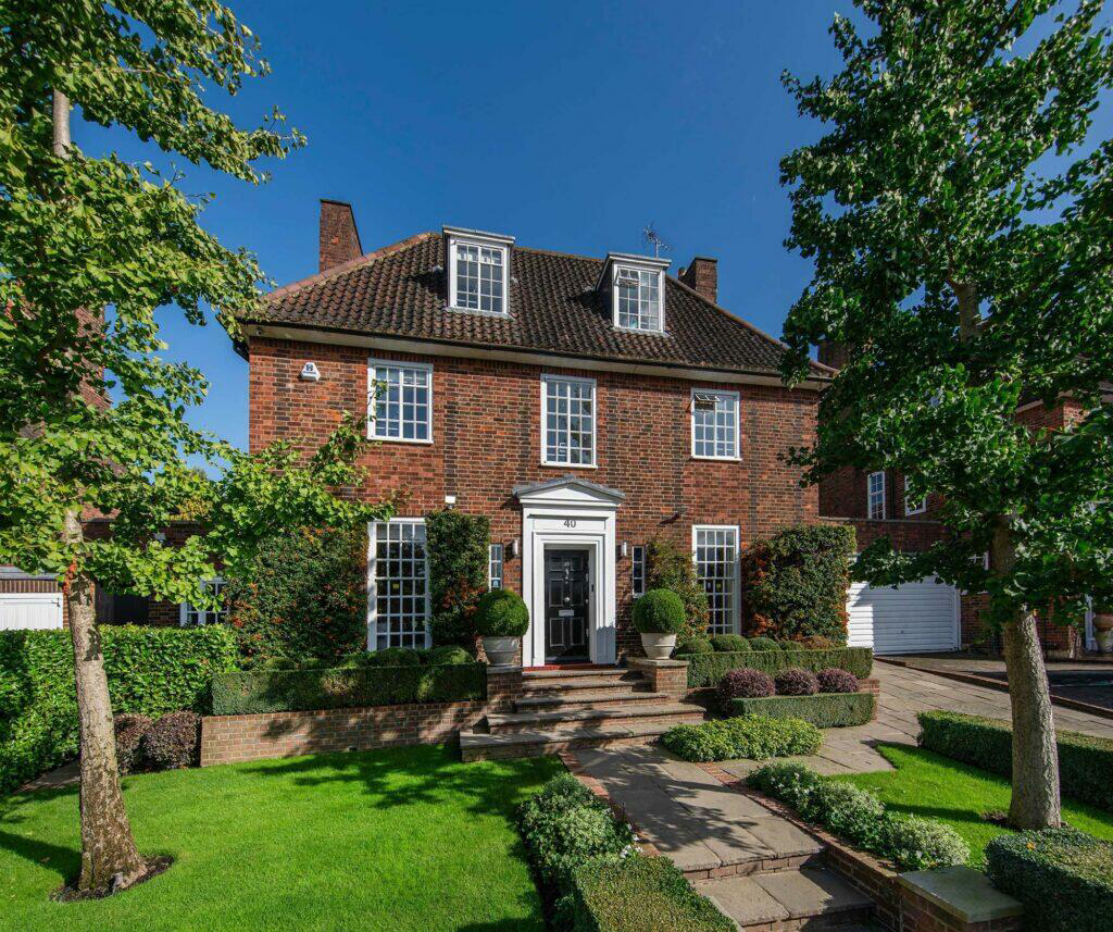 Wildwood Road, Hampstead Garden Suburb, London, NW11