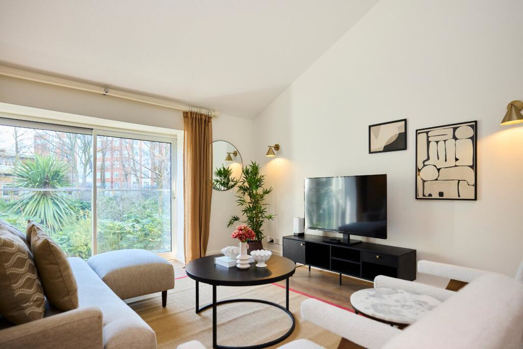Graces Mews, Abbey Road, London, NW8
