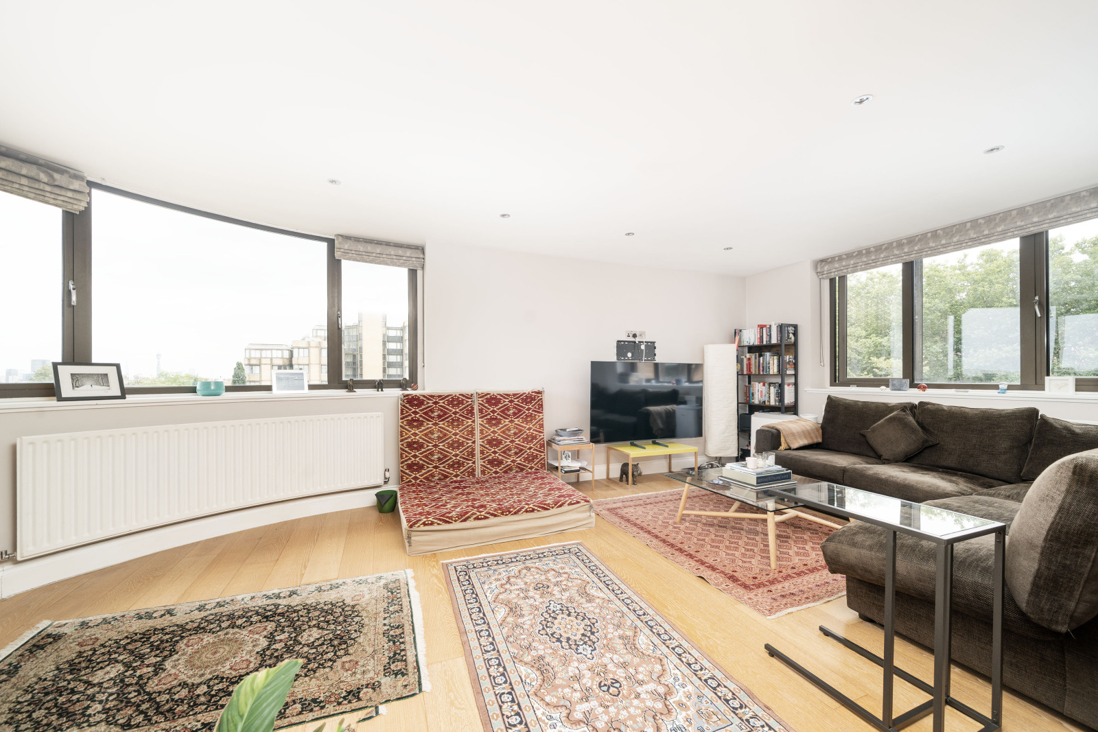 Queens Court, 4-8 Finchley Road, London, NW8, photo 3