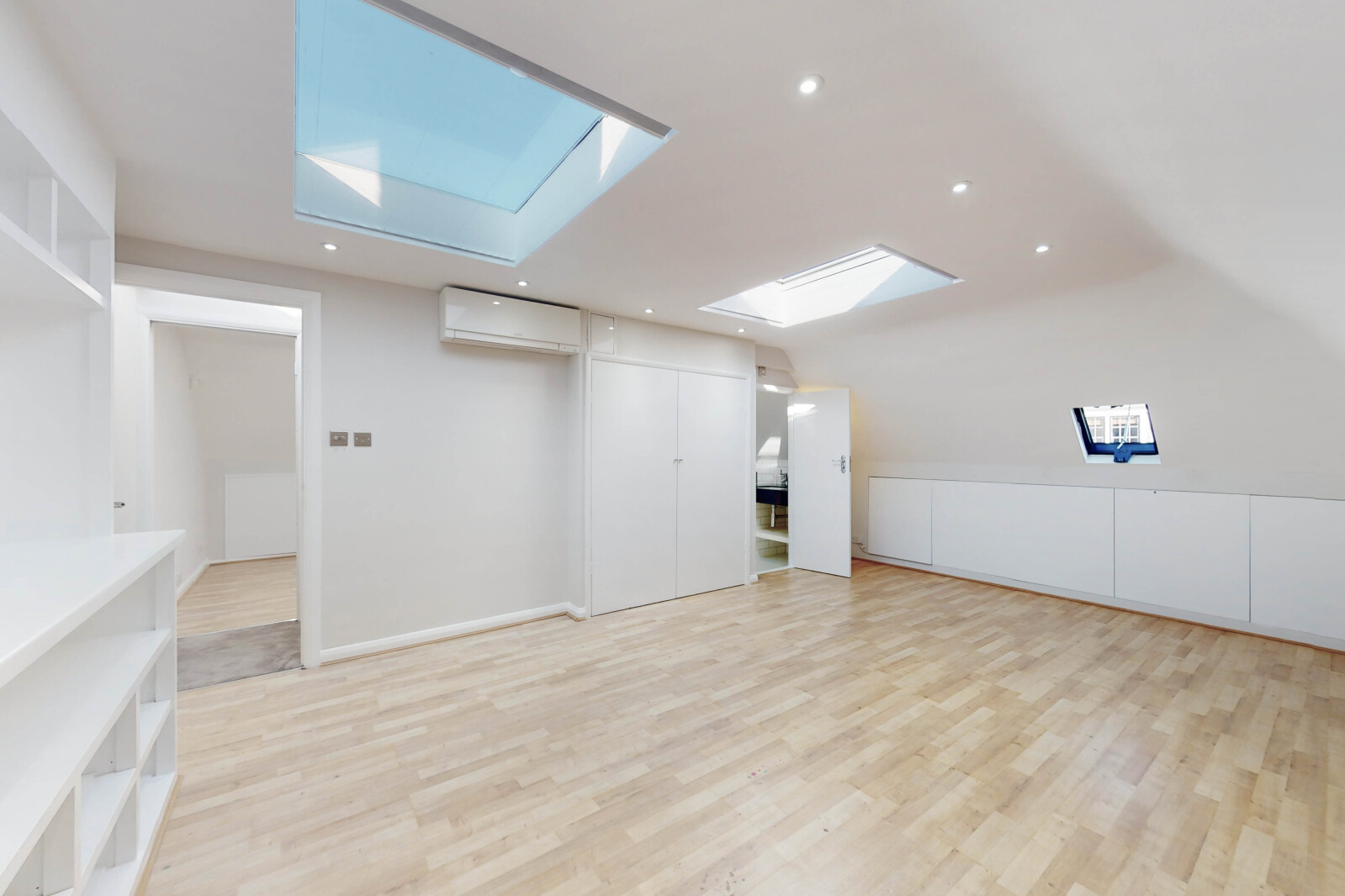 Litchfield Way, Hampstead Garden Suburb, London, NW11, photo 11
