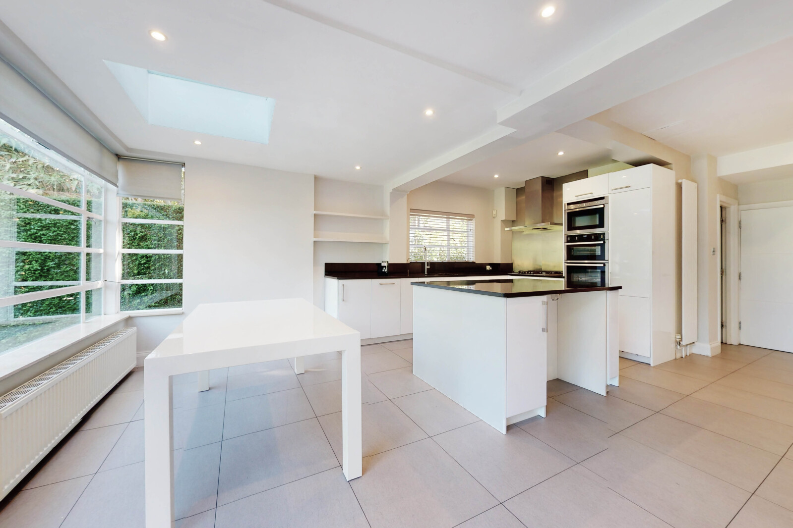 Litchfield Way, Hampstead Garden Suburb, London, NW11, photo 3