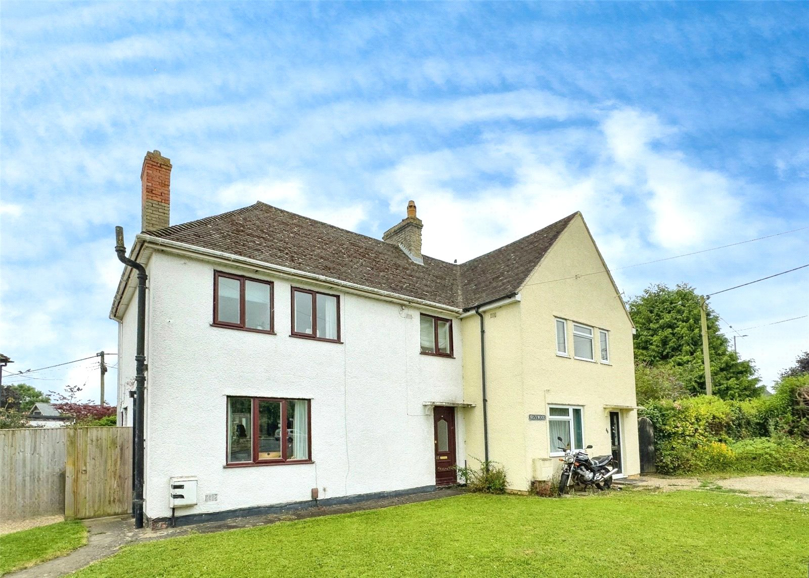 Brizewood, Carterton, Oxfordshire, OX18, photo 2