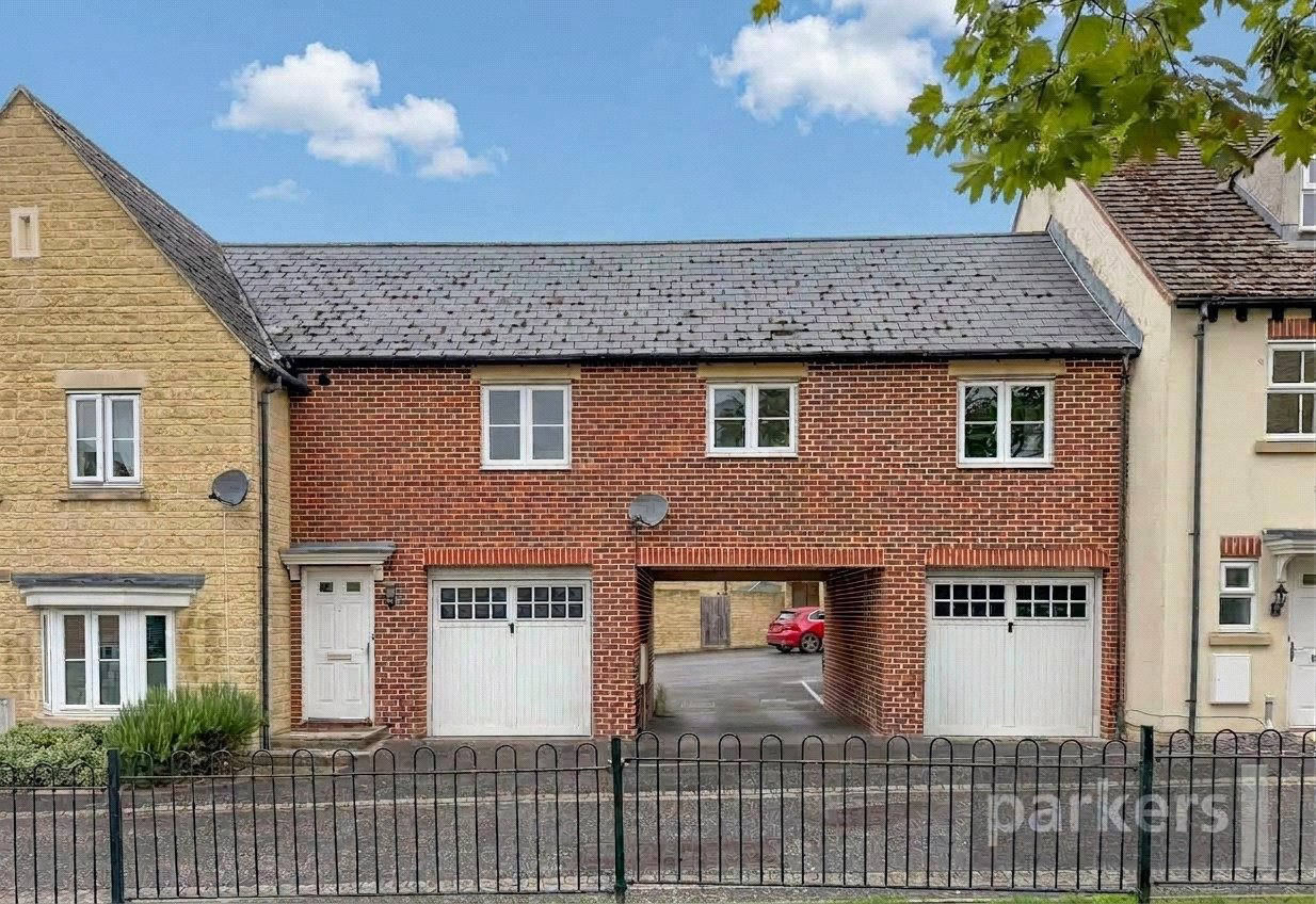 Collier Crescent, Witney, Oxfordshire, OX28