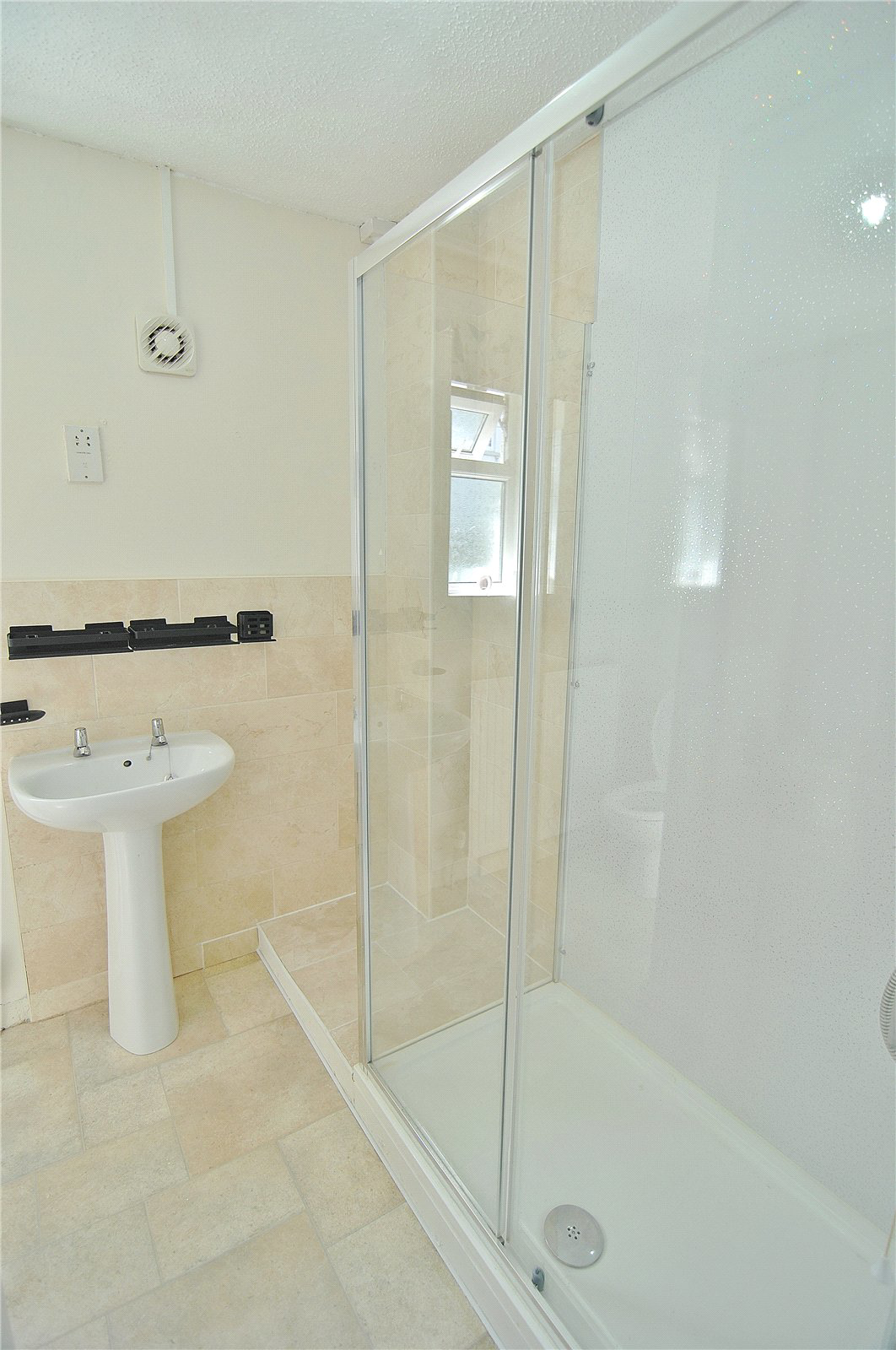 Victoria Road, Brimscombe, Stroud, Gl5, Gloucestershire, BOOK A VIEWING, photo 15