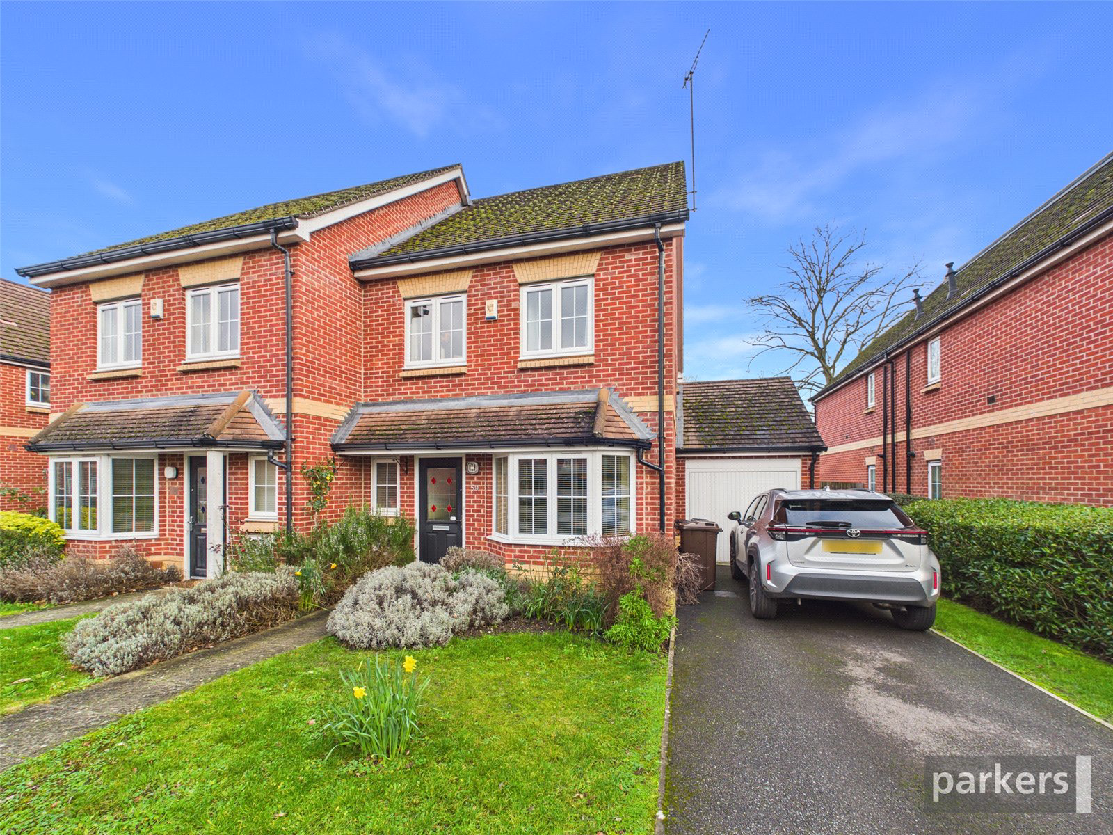 Mays Close, Earley, Reading, Rg6, BOOK A VIEWING