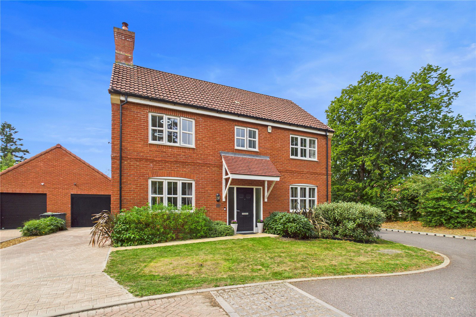 Greenacre Place, Newbury, Berkshire, Rg14, BOOK A VIEWING