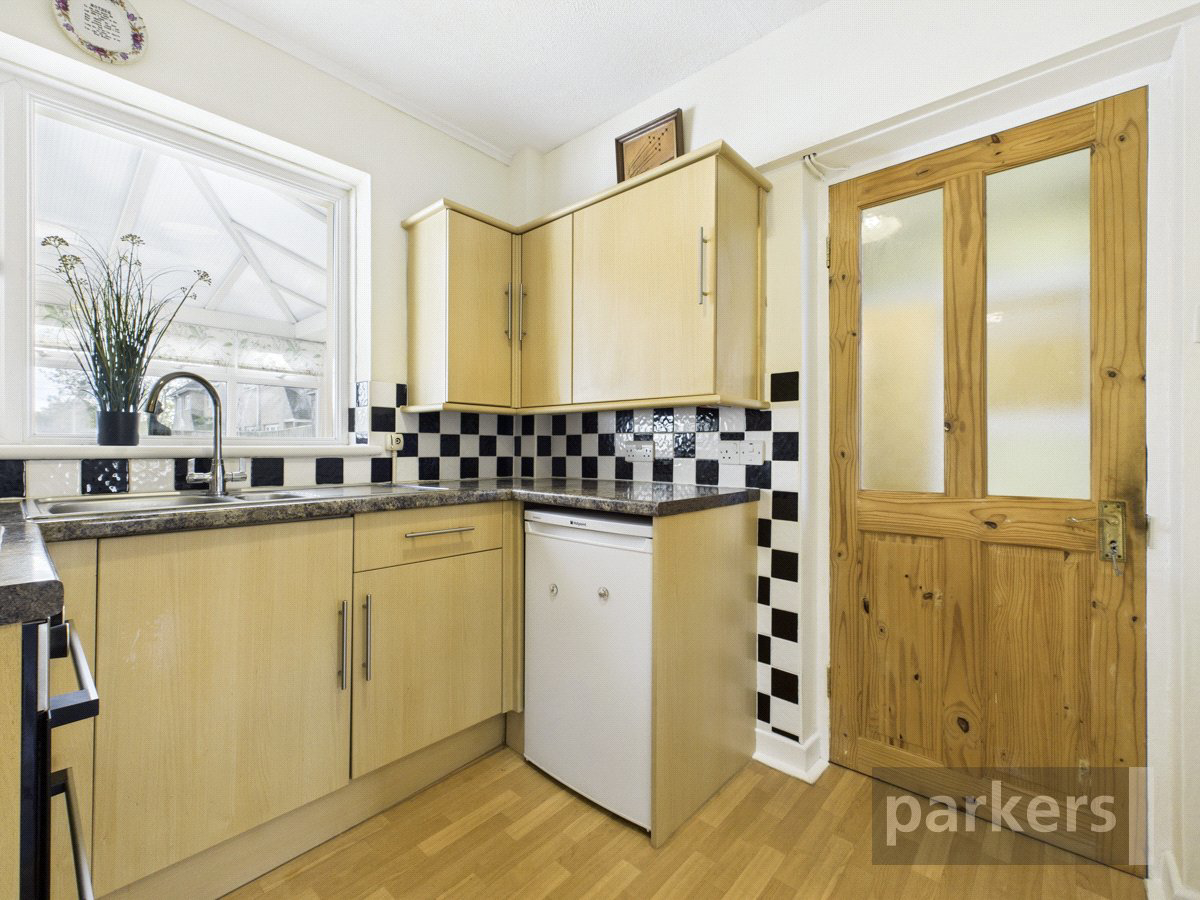 Westfield Road, Witney, Oxfordshire, Ox28, BOOK A VIEWING