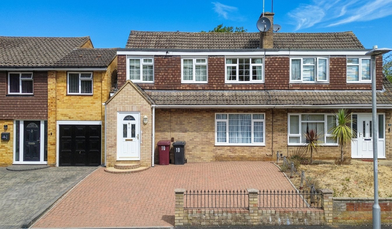 Trelleck Road, Reading, Berkshire, Rg1, BOOK A VIEWING