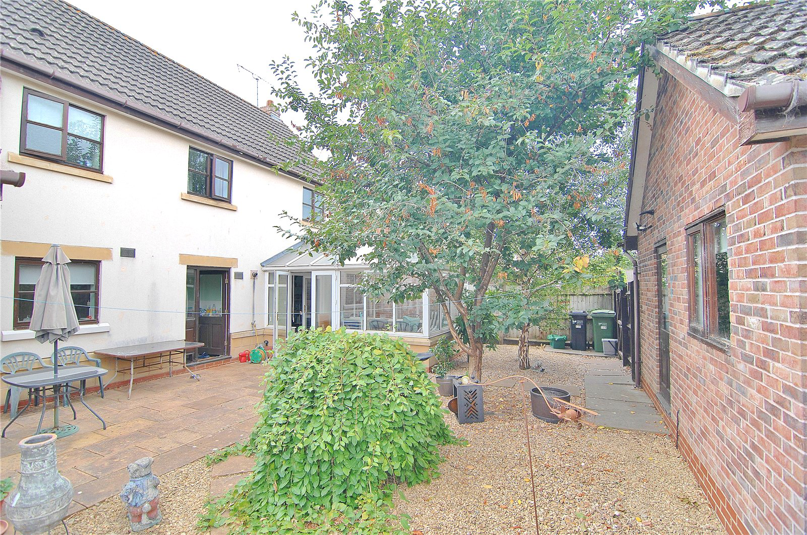 Court View, Stonehouse, Gloucestershire, Gl10, BOOK A VIEWING, photo 2