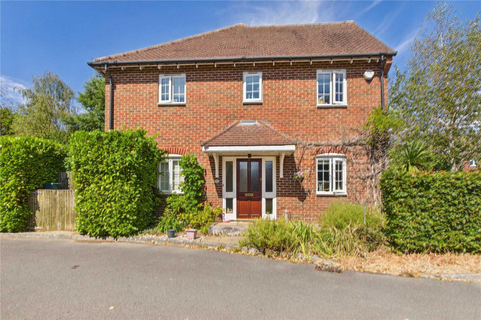 Morrison Close, Upper Basildon, Reading, Rg8, Berkshire, BOOK A VIEWING