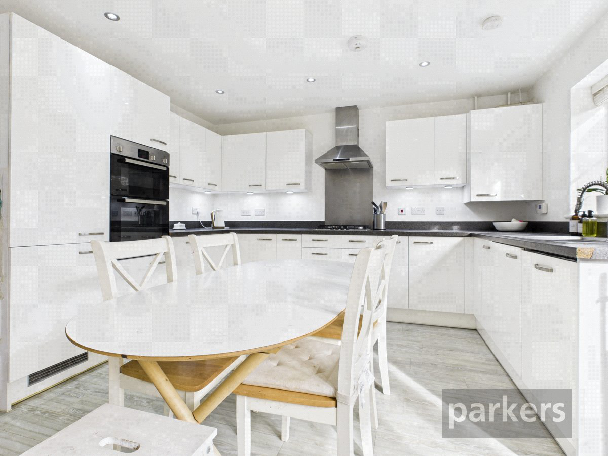 Giles Place, Bampton, Oxfordshire, OX18
