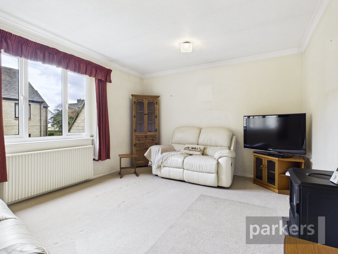 Riverside Gardens, Witney, Oxfordshire, M, OX28, photo 3