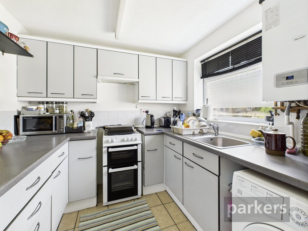 Dovehouse Close, Eynsham, Witney, Oxfordshire, OX29, photo 3