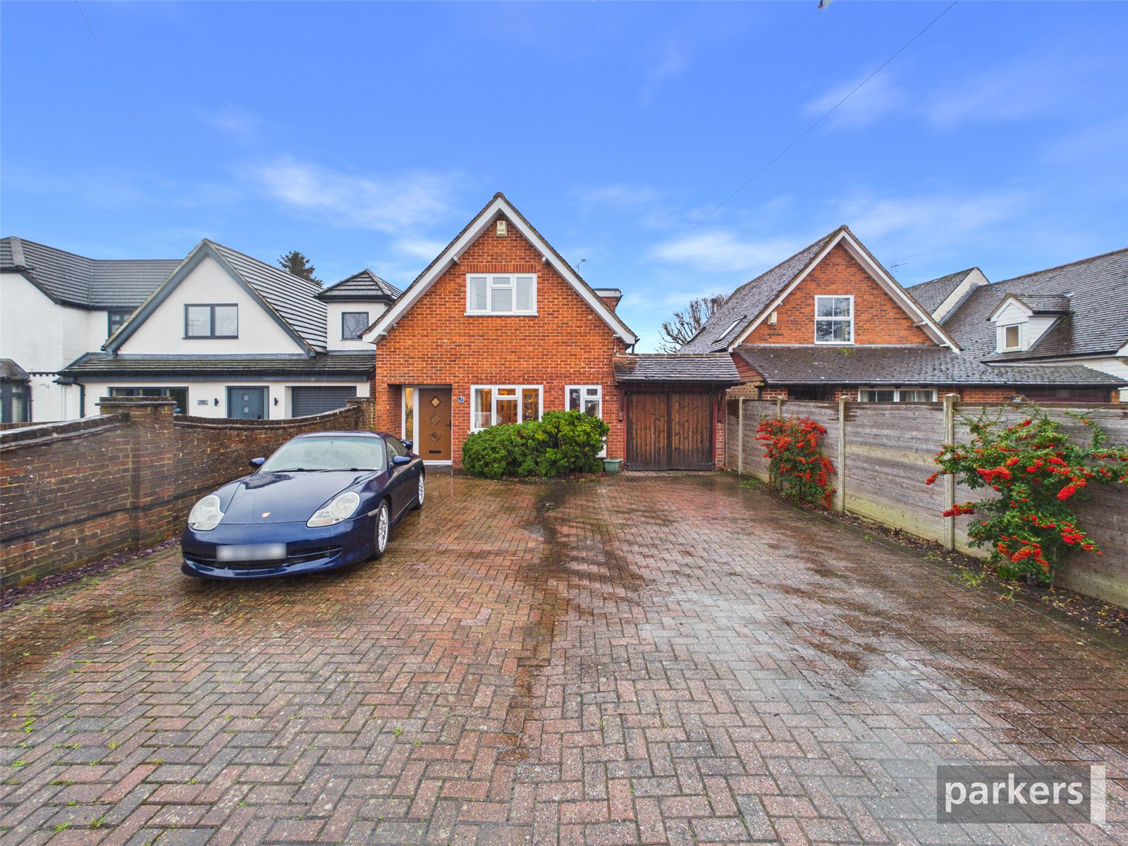 Loddon Bridge Road, Woodley, Reading, Rg5, Berkshire, BOOK A VIEWING