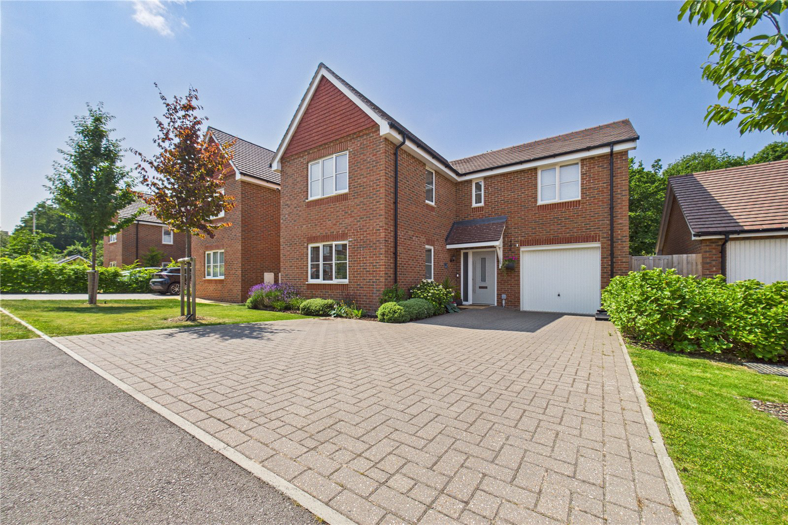 Regis Manor Road, Burghfield Common, Reading, Rg7, Berkshire, BOOK A VIEWING