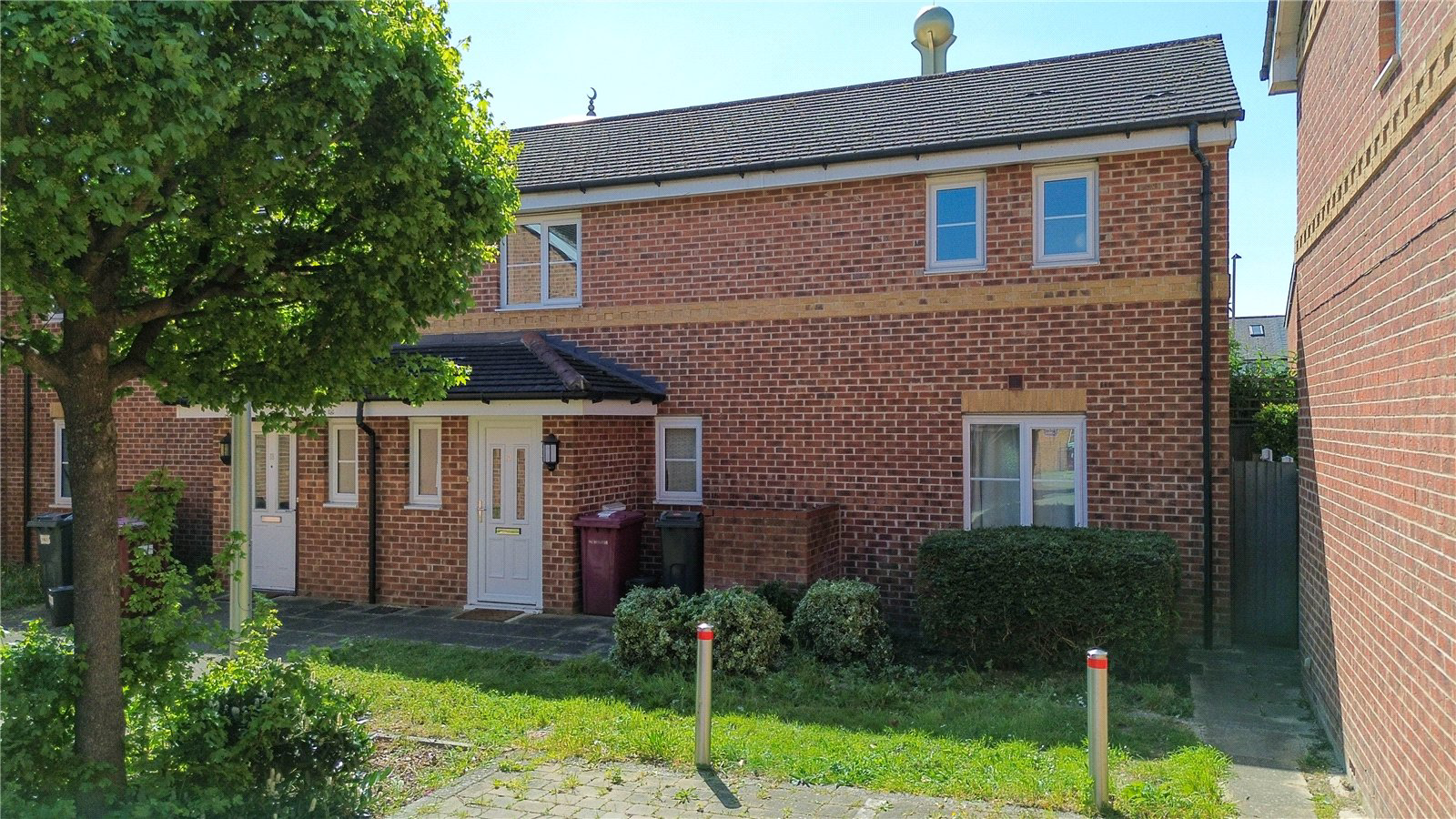 Battle Place, Reading, Berkshire, Rg30, BOOK A VIEWING