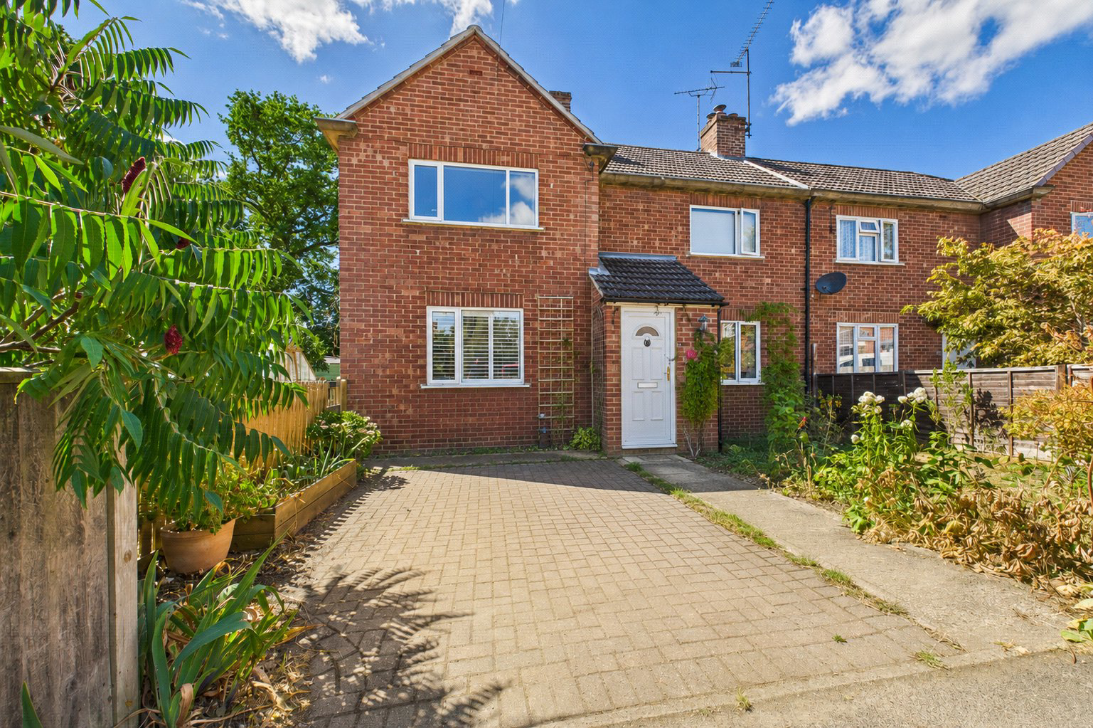 Wakemans, Upper Basildon, Reading, Rg8, Berkshire, BOOK A VIEWING