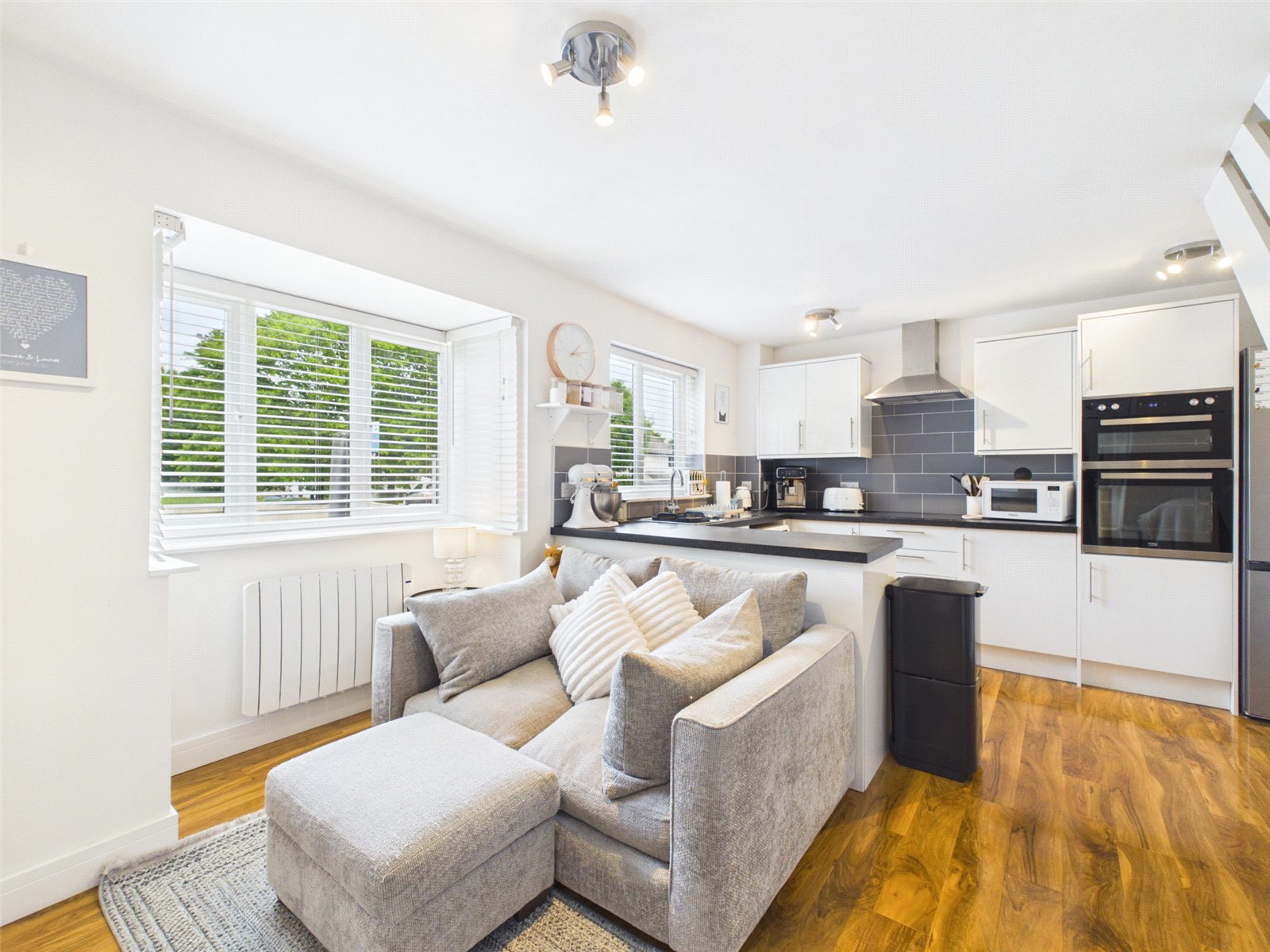Beech Close, Watlington, Oxfordshire, Ox49, BOOK A VIEWING, photo 5