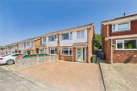 18 Britten Road, Basingstoke, Rg22, BOOK A VIEWING