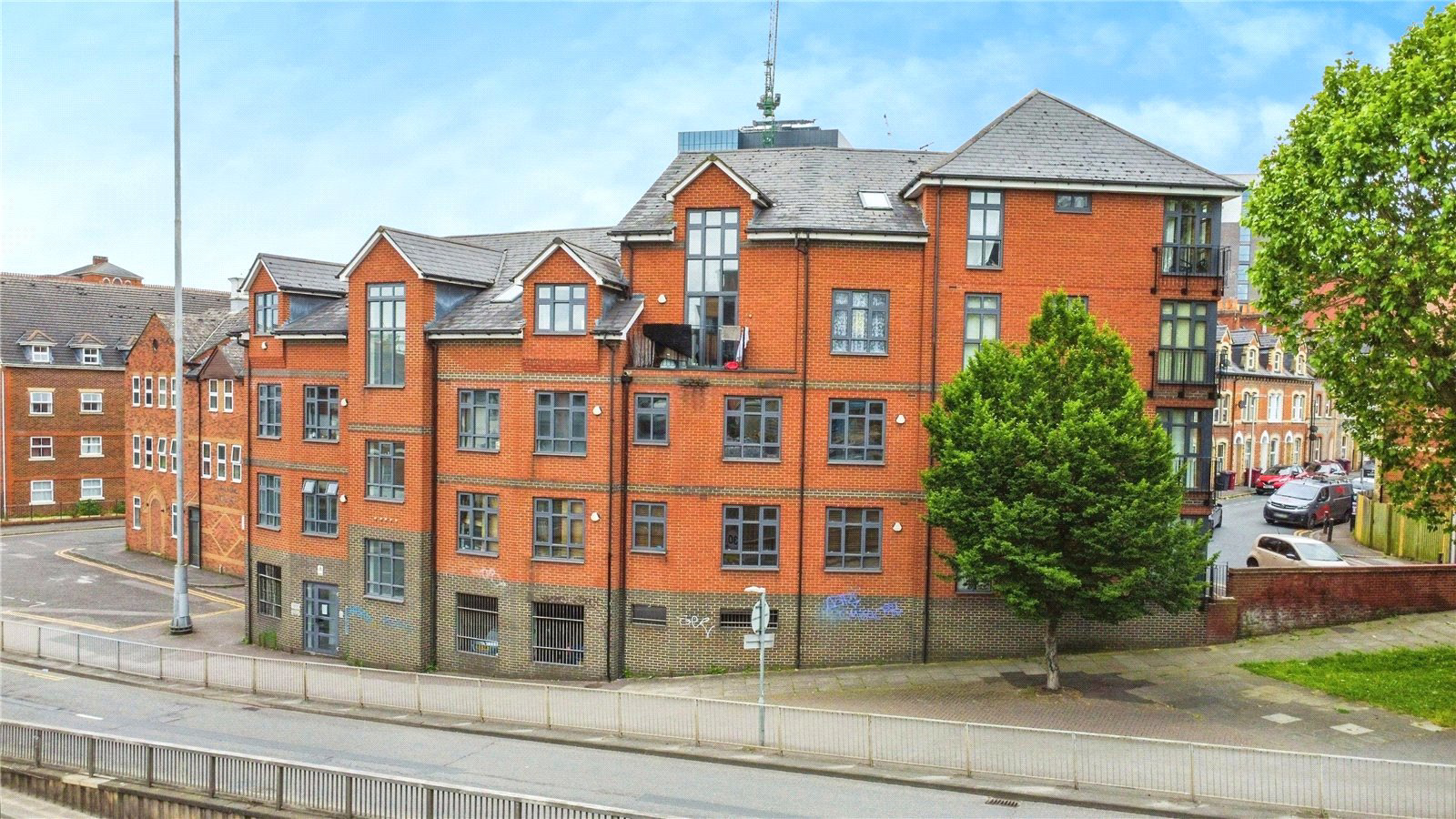 Tanfields, Vachel Road, Reading, Rg1, Berkshire, BOOK A VIEWING