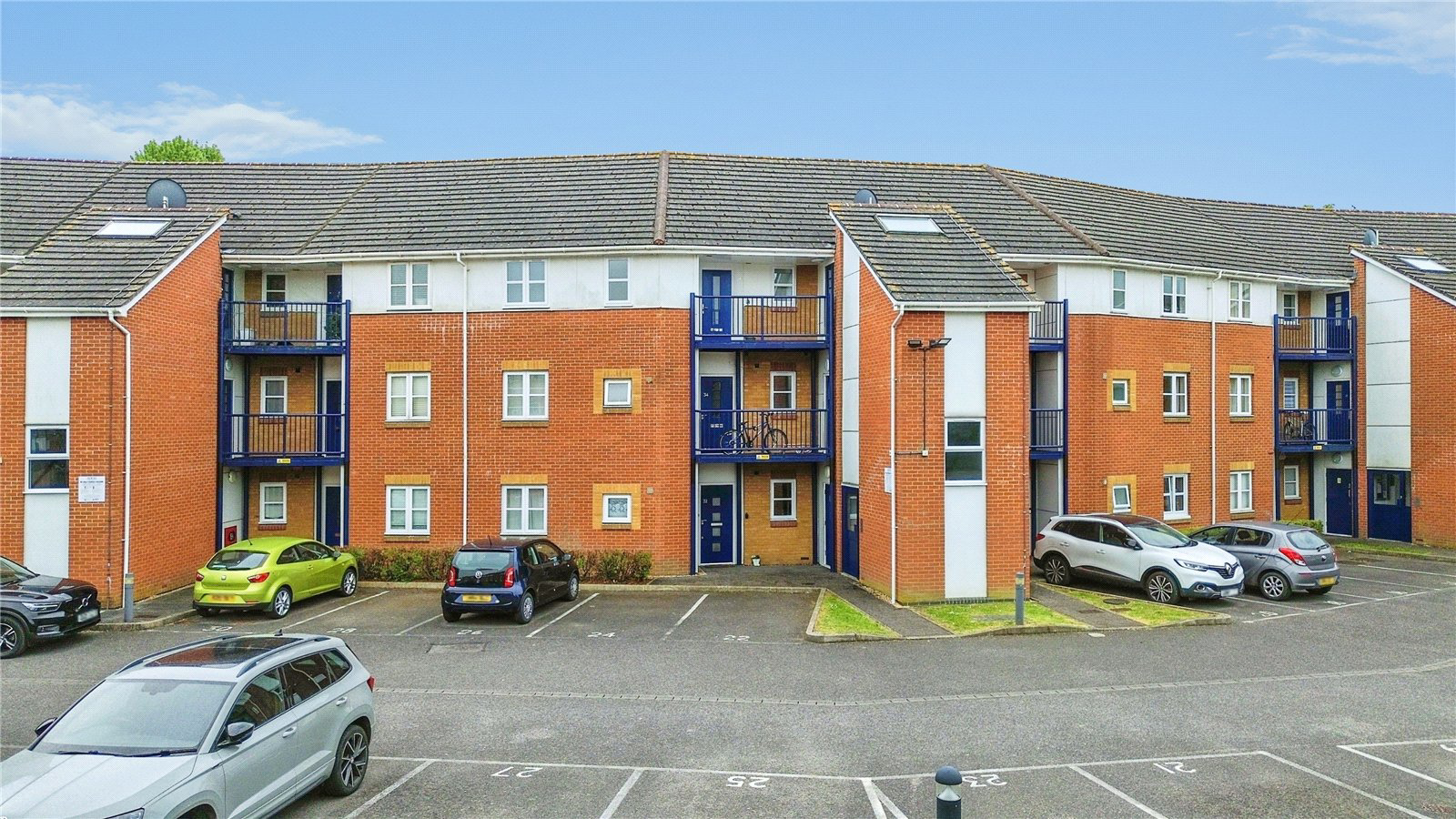 Kennet Walk, Reading, Berkshire, Rg1, BOOK A VIEWING