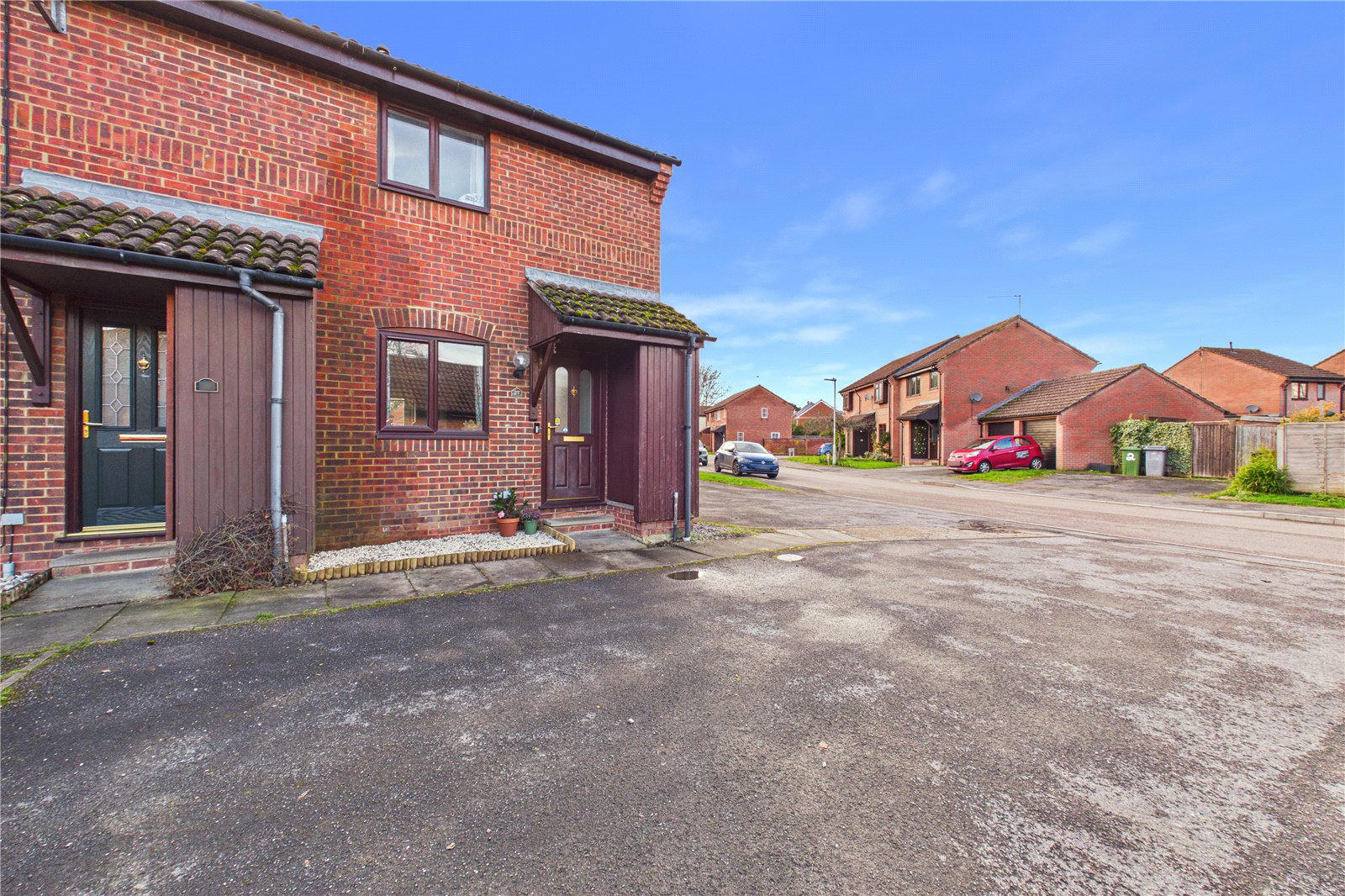 Alderfield Close, Theale, Reading, Rg7, Berkshire, BOOK A VIEWING
