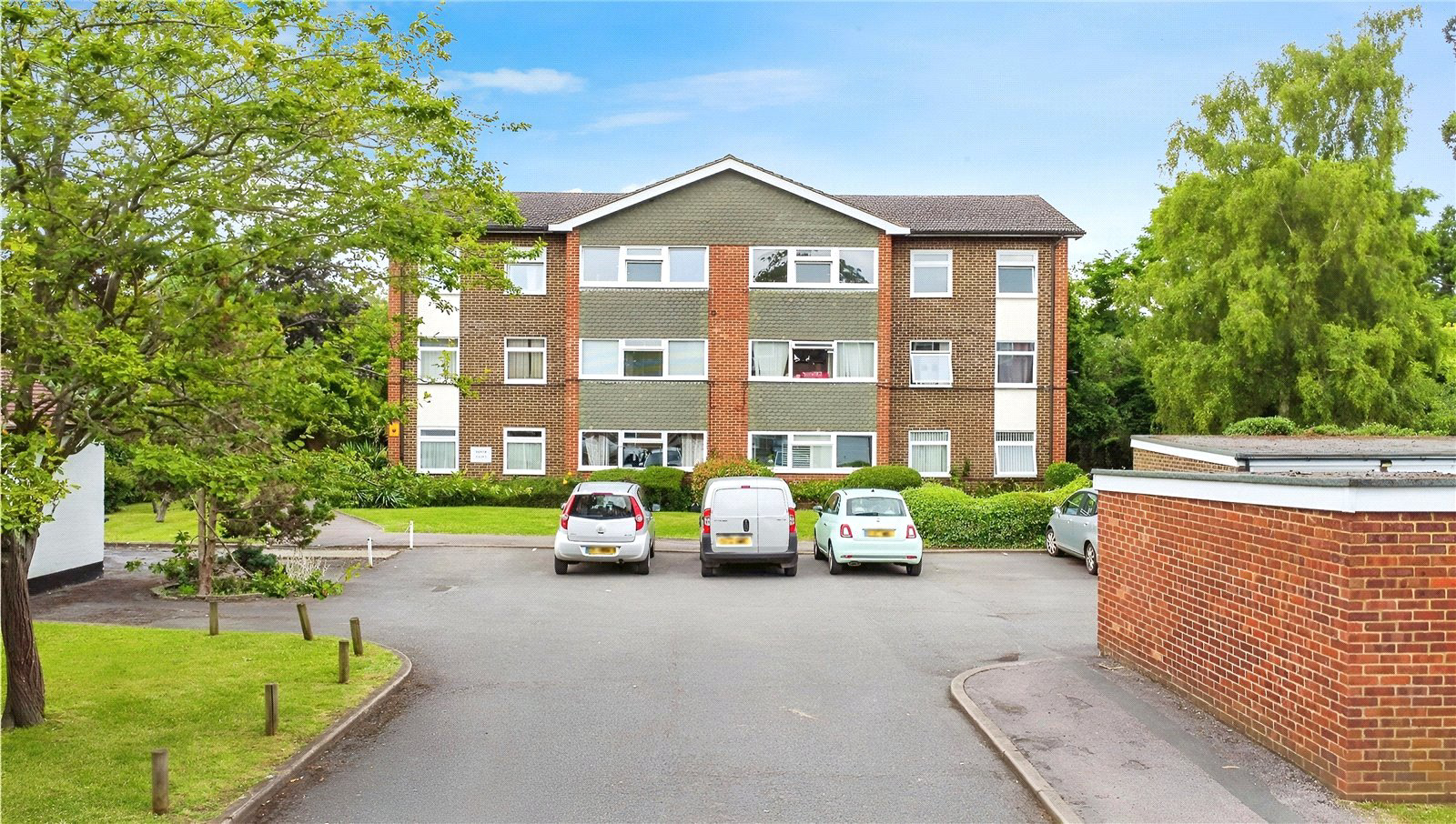 Sarum Court, Parkhouse Lane, Reading, Rg30, Berkshire, BOOK A VIEWING