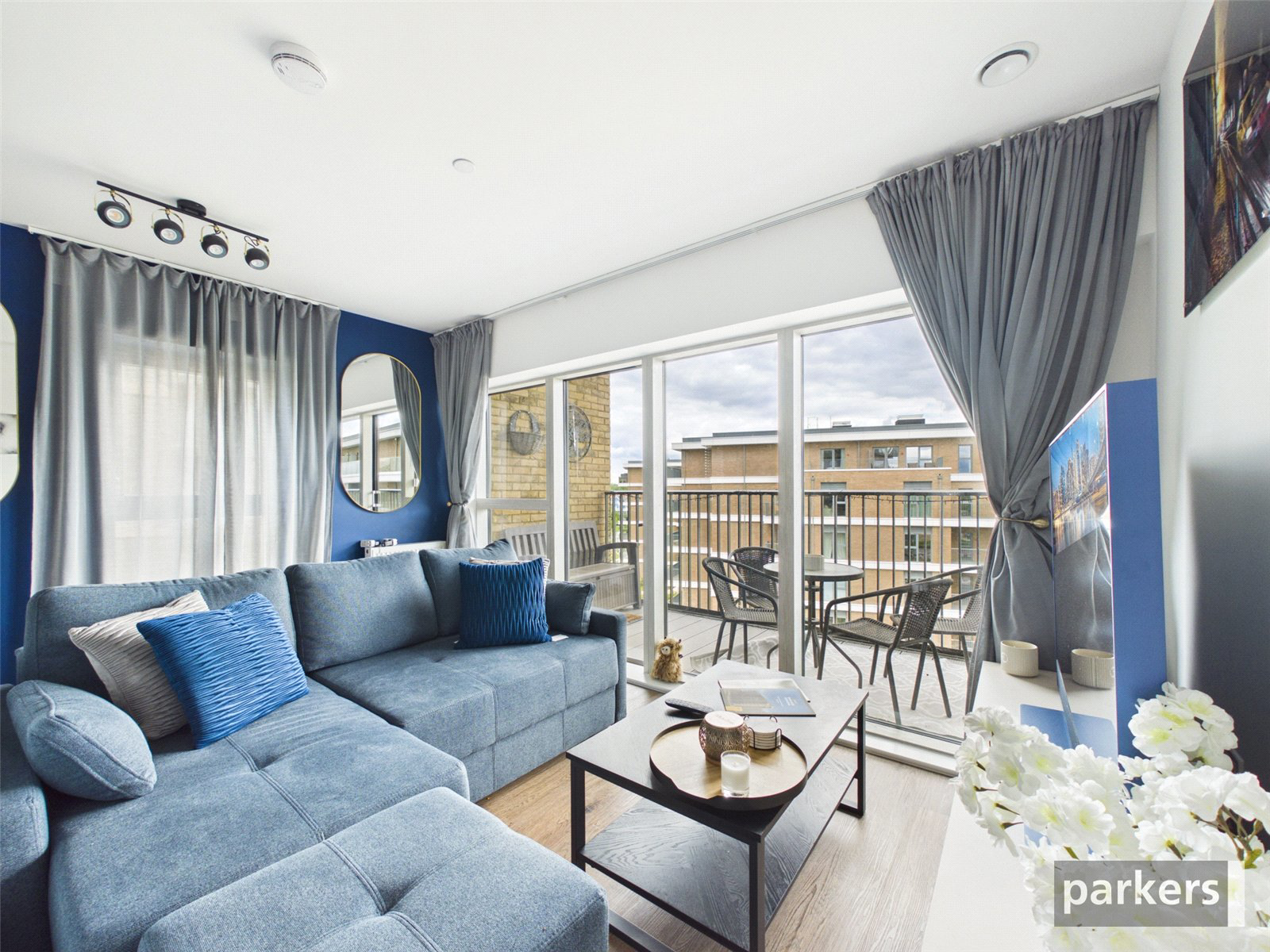 Flagstaff Road, Reading, Berkshire, Rg2, BOOK A VIEWING