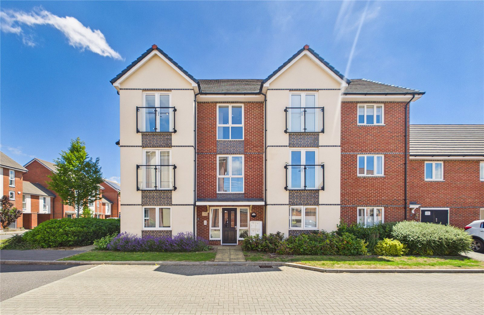 Appleby Walk, Spencers Wood, Reading, Rg7, Berkshire, BOOK A VIEWING