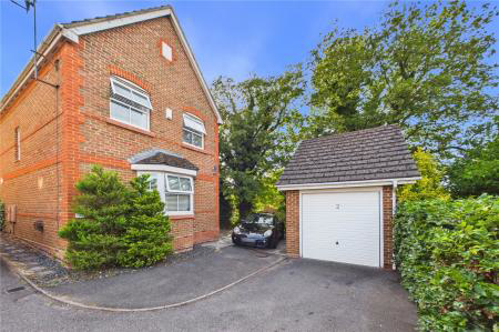 2 Hathaway Gardens, Basingstoke, Rg24, BOOK A VIEWING