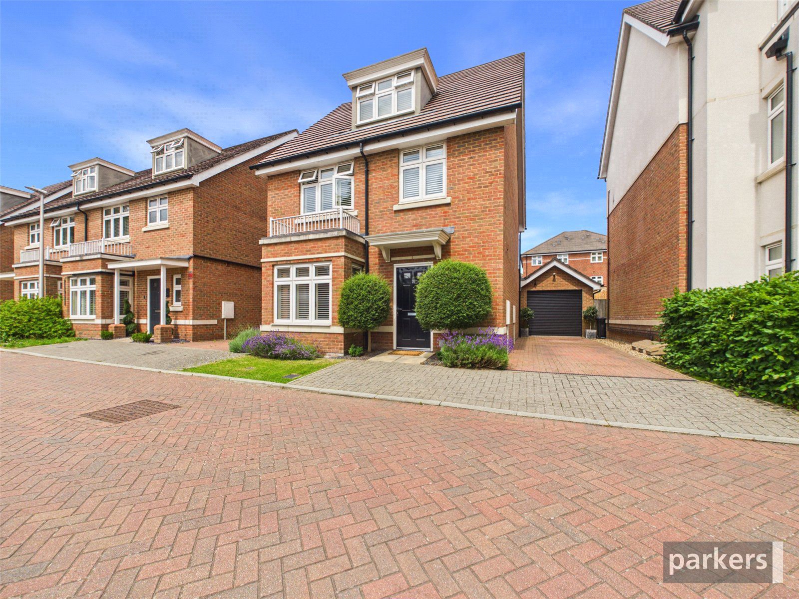 Tutor Crescent, Earley, Reading, Rg6, BOOK A VIEWING