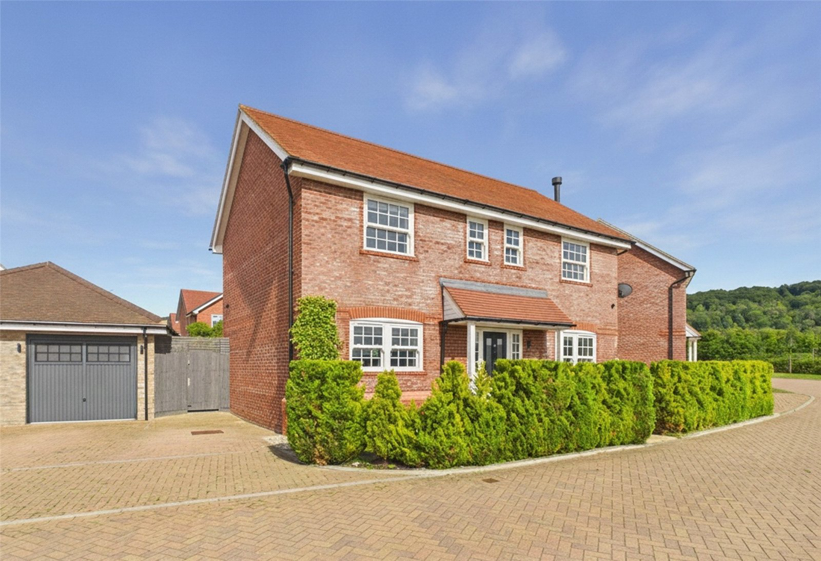 Littlemoor Field, Chinnor, Ox39, BOOK A VIEWING