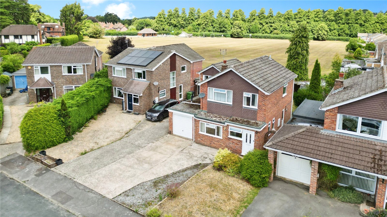 Penn Road, Speen, Newbury, Rg14, Berkshire, BOOK A VIEWING