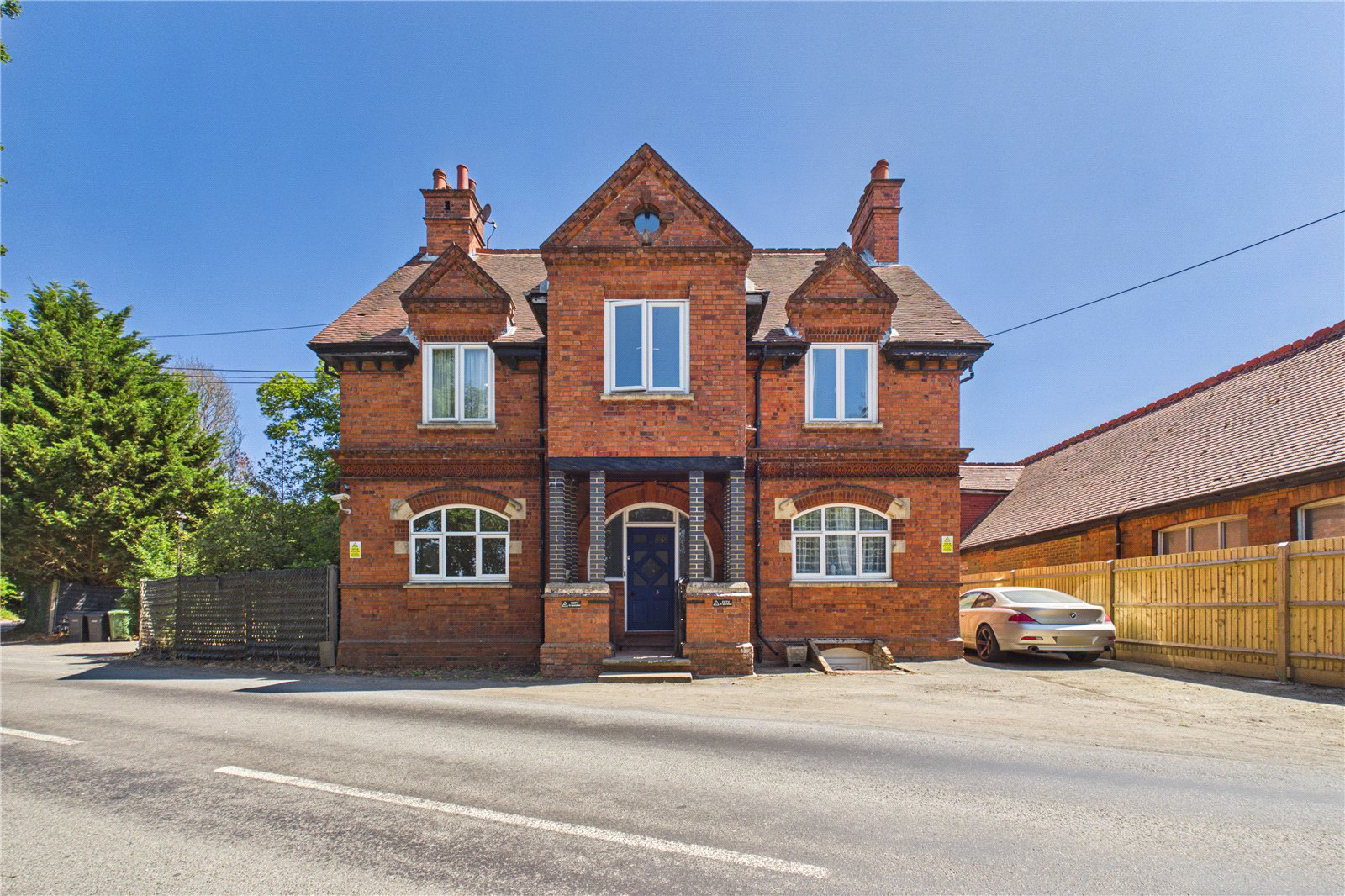 Whitchurch Hill, Reading, Oxfordshire, Rg8, BOOK A VIEWING