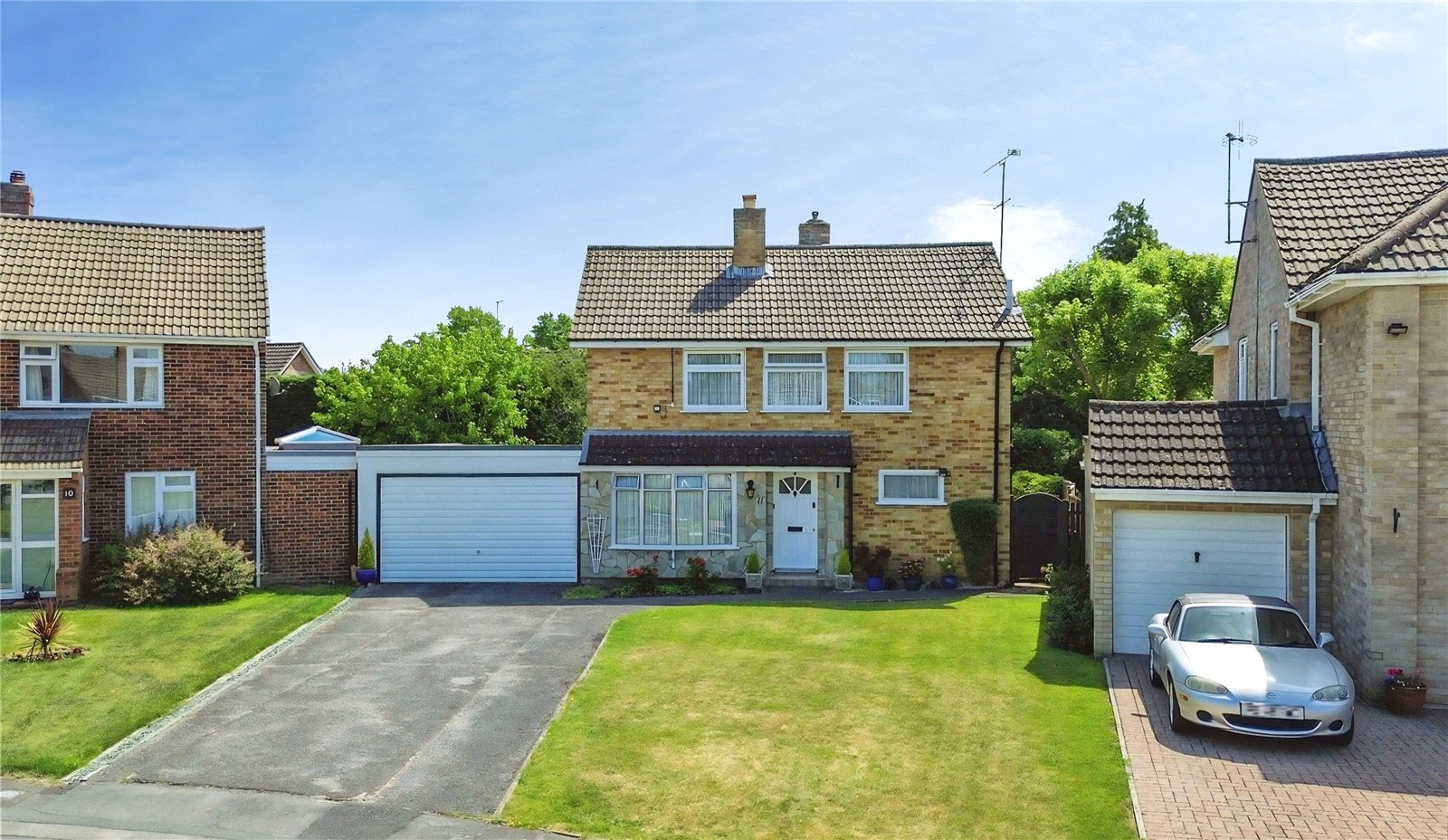 Kennedy Gardens, Earley, Reading, Rg6, Berkshire, BOOK A VIEWING