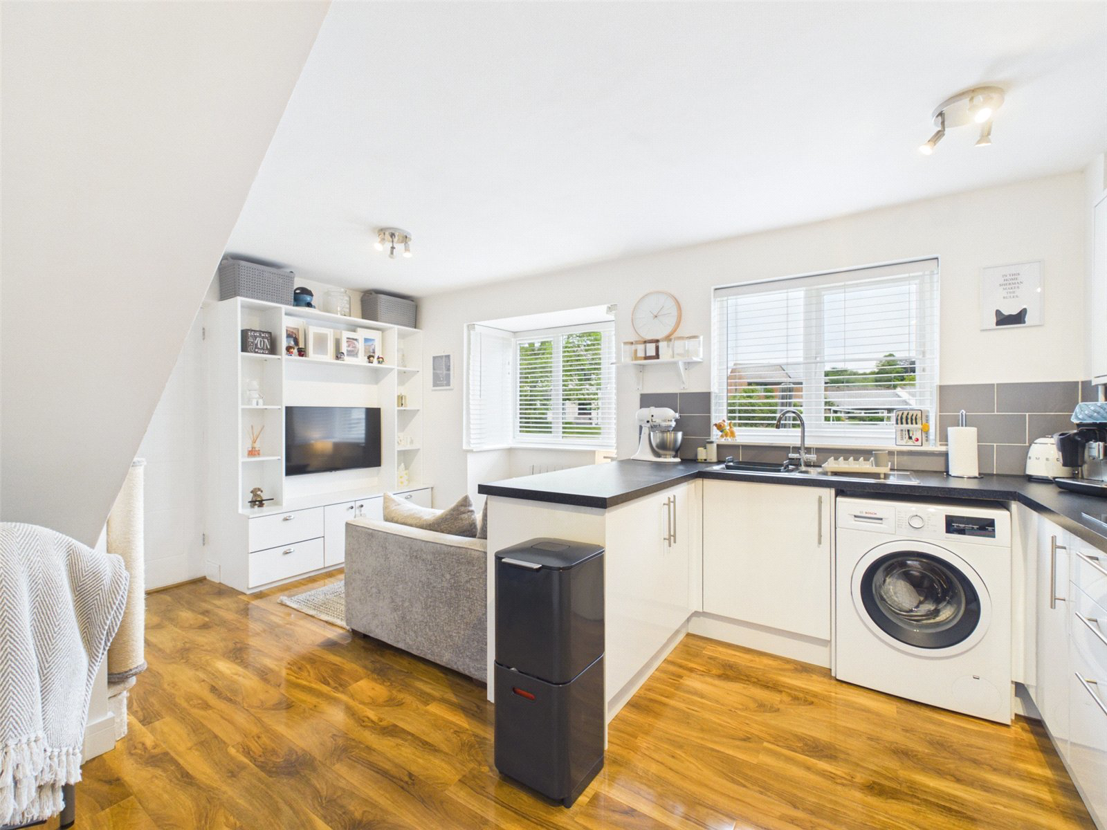 Beech Close, Watlington, Oxfordshire, Ox49, BOOK A VIEWING, photo 3