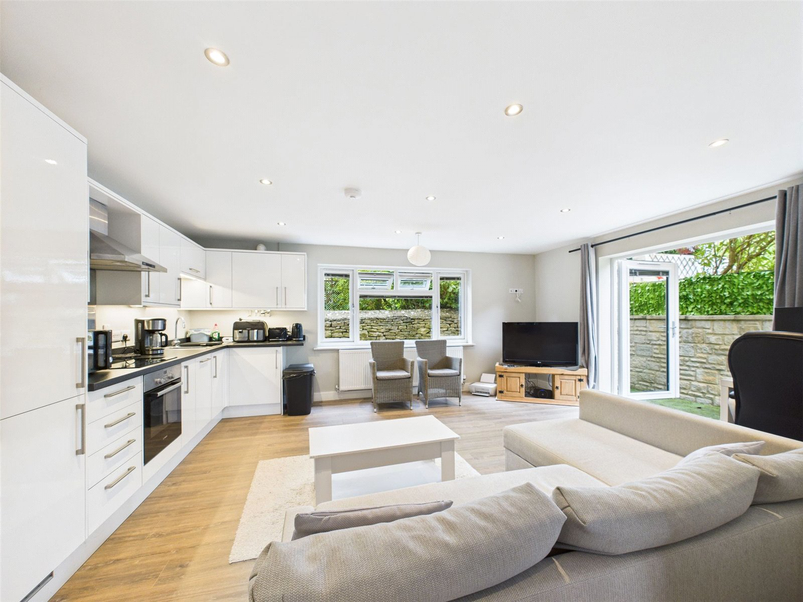 Ascott Road, Shipton-under-Wychwood, Nr. Chipping Norton, Oxfordshire, OX7, photo 3