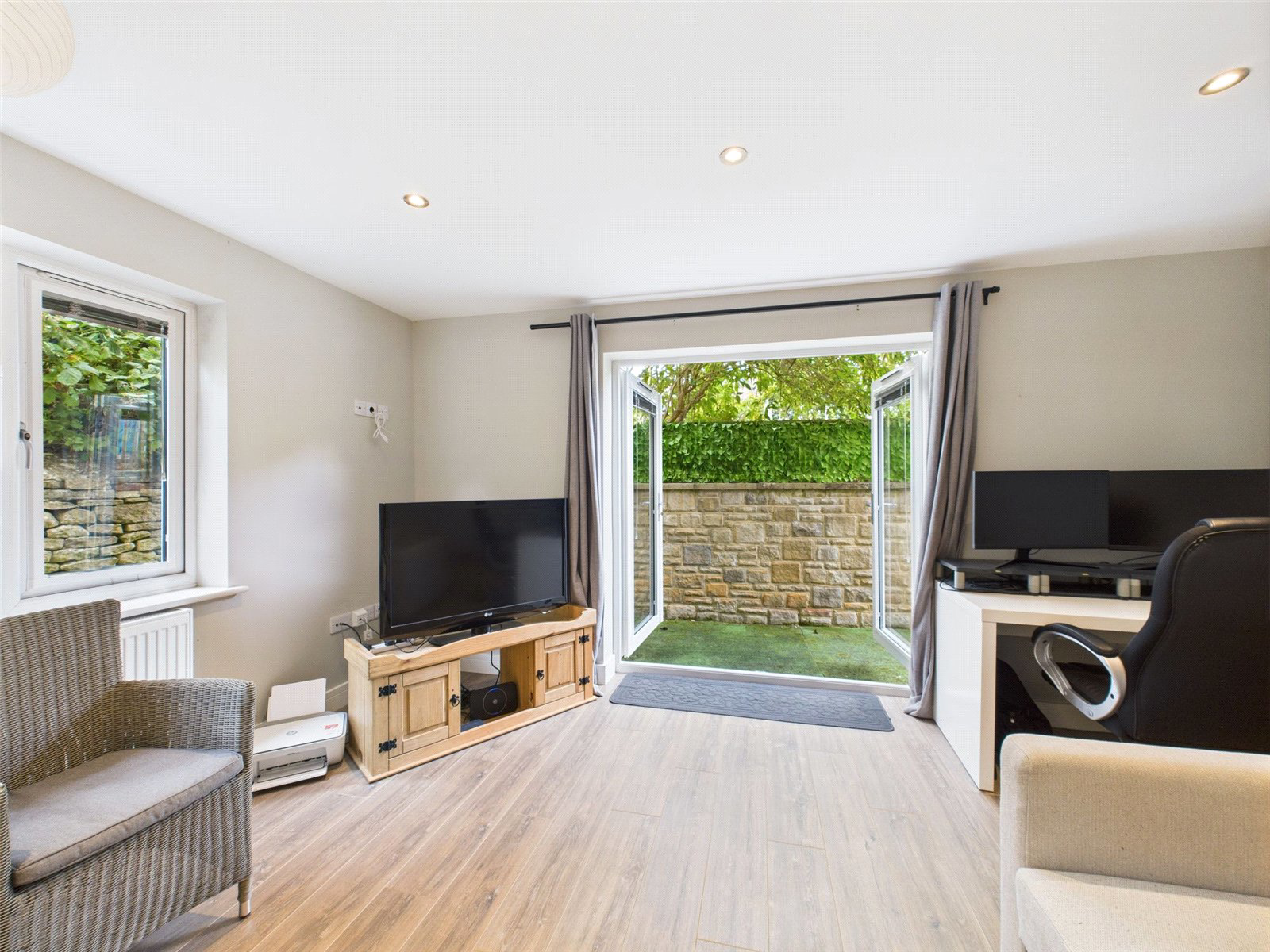 Ascott Road, Shipton-under-Wychwood, Nr. Chipping Norton, Oxfordshire, OX7, photo 8