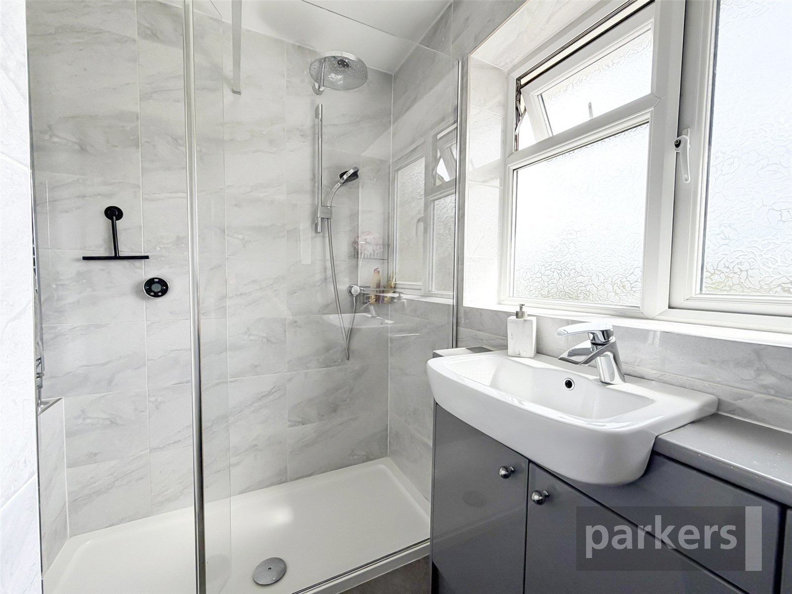 Brize Norton Road, Carterton, Oxfordshire, OX18, photo 16