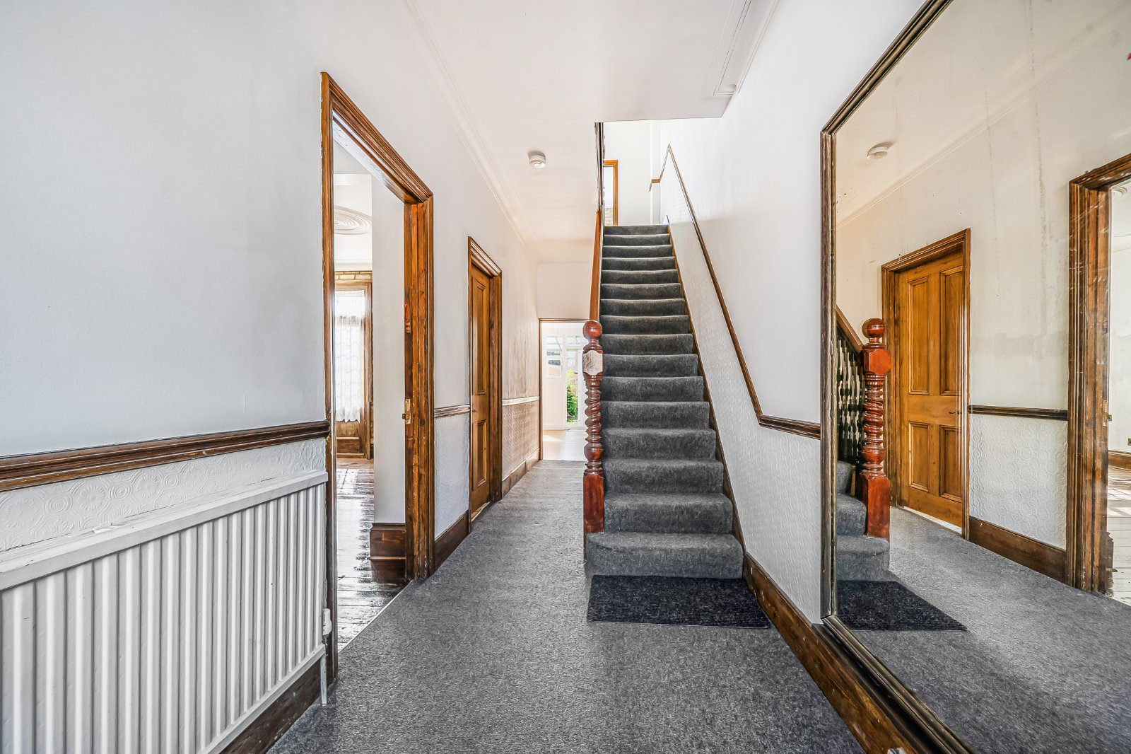 College Road, Winchmore Hill, London, N21, photo 2