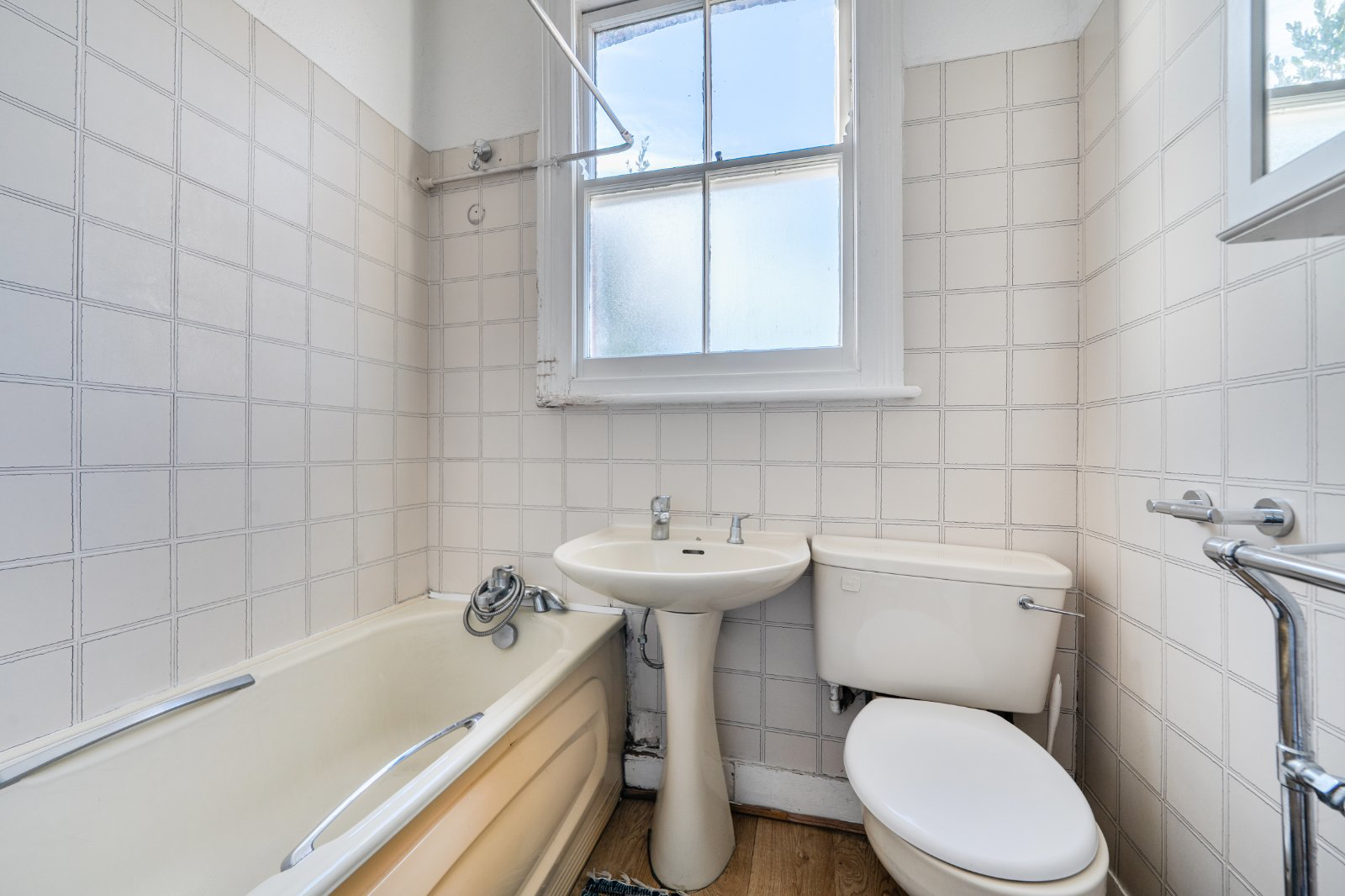 Melbourne Avenue, Palmers Green, London, N13, photo 15