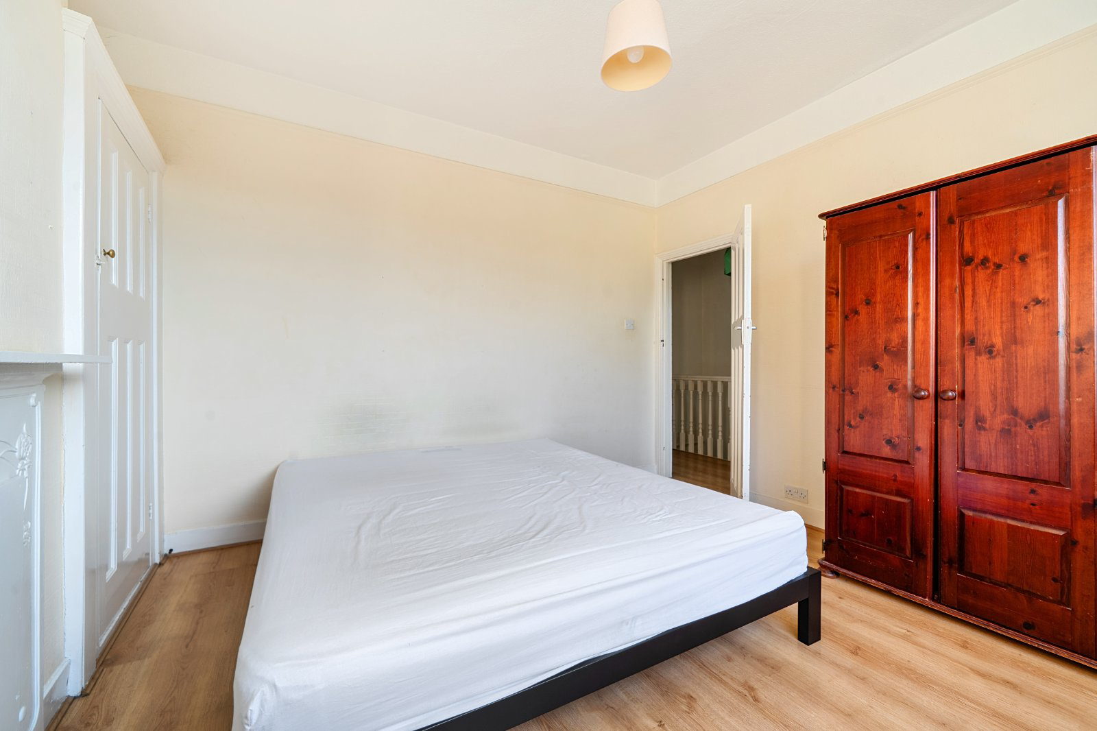Melbourne Avenue, Palmers Green, London, N13, photo 23
